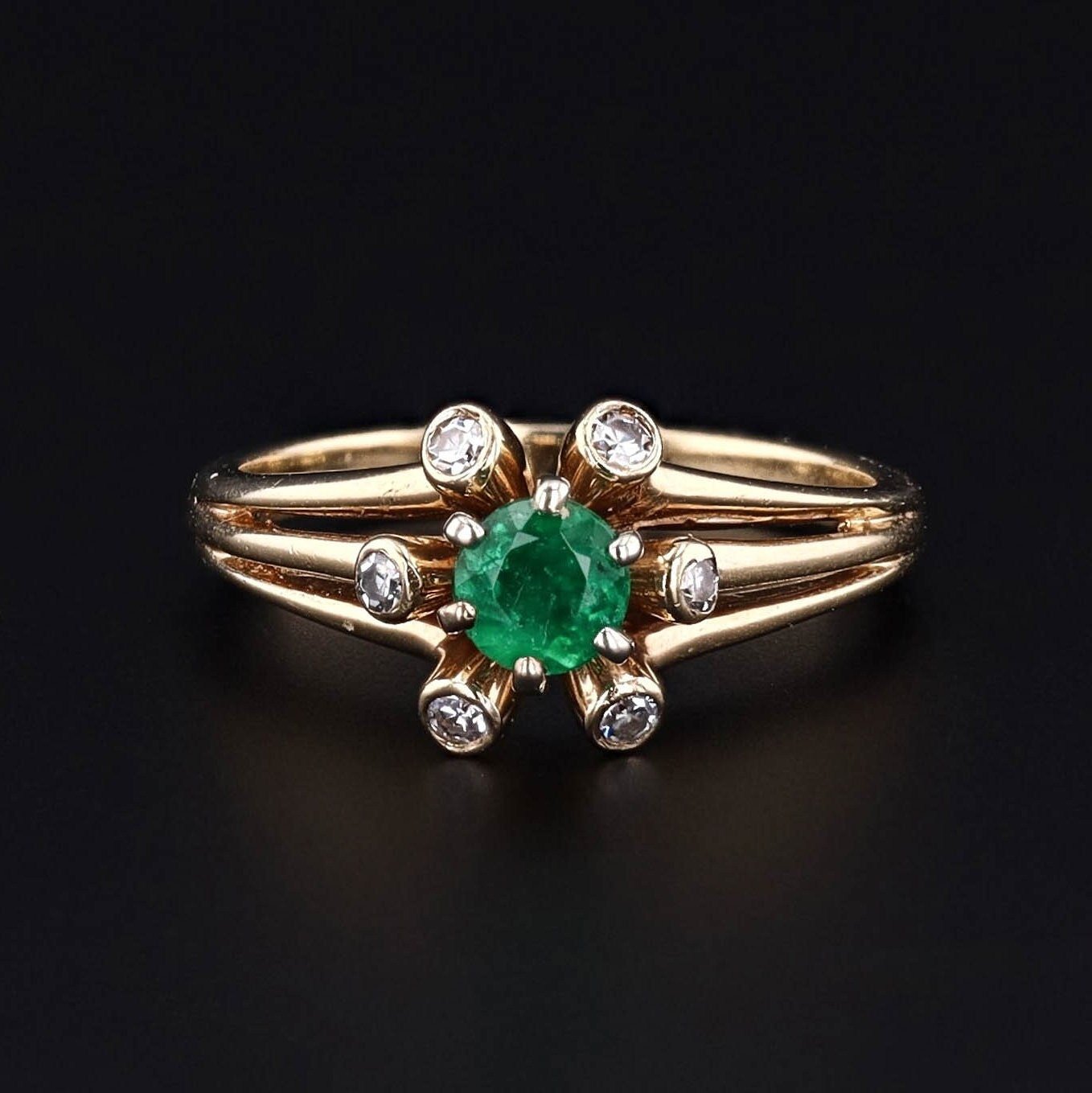 Emerald & Diamond Ring | Vintage Emerald Ring - Trademark Antiques
