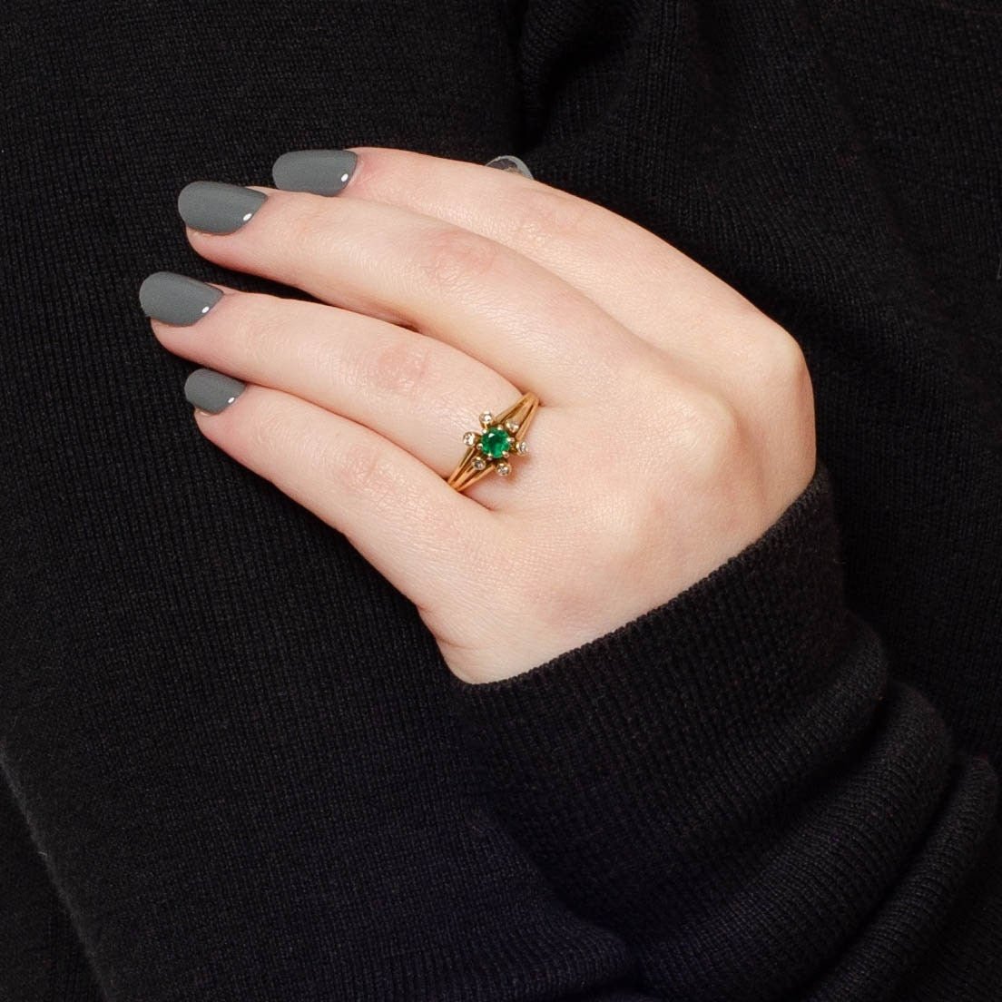 Emerald &amp; Diamond Ring | Vintage Emerald Ring - Trademark Antiques