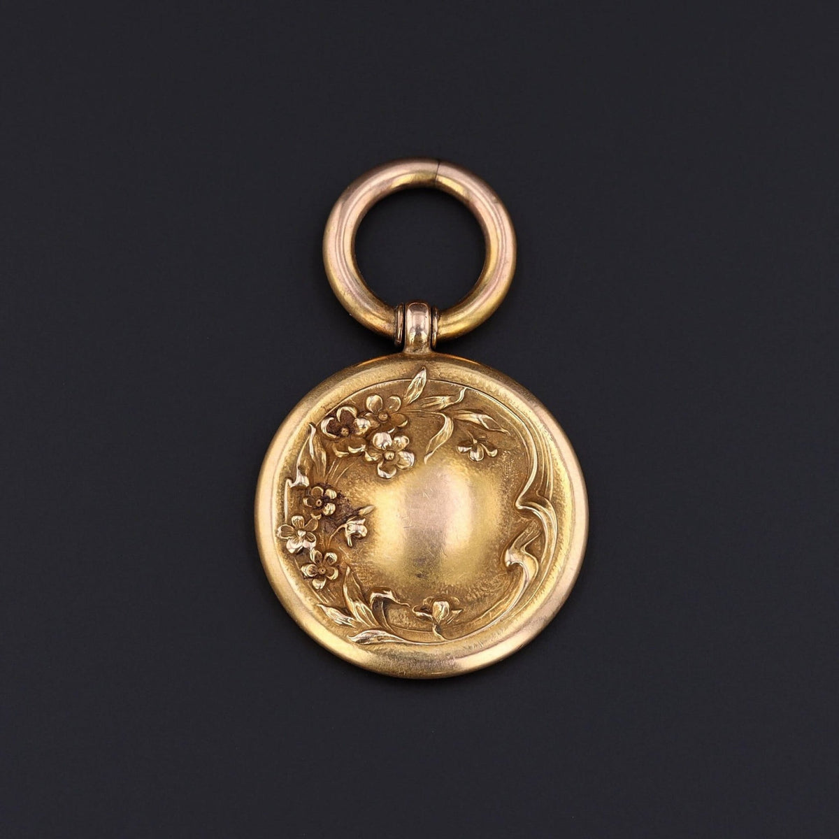 Flower Pendant | 10k Gold Pendant - Trademark Antiques
