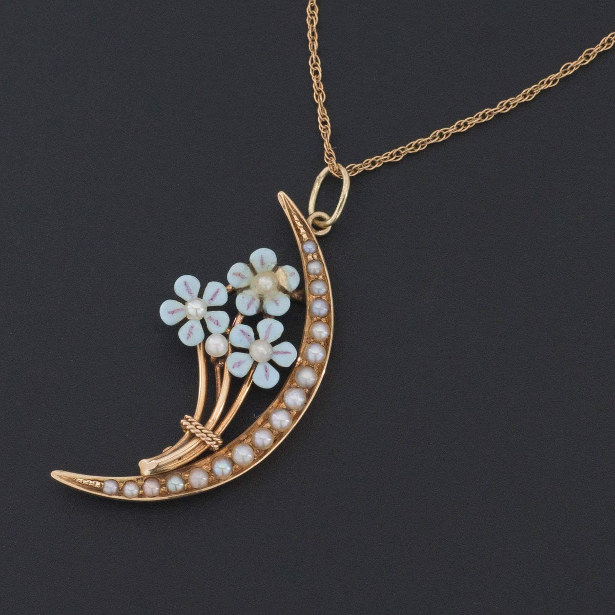 Forget - me - Not Flower Pendant | Pearl &amp; Enamel Flower Pendant - Trademark Antiques