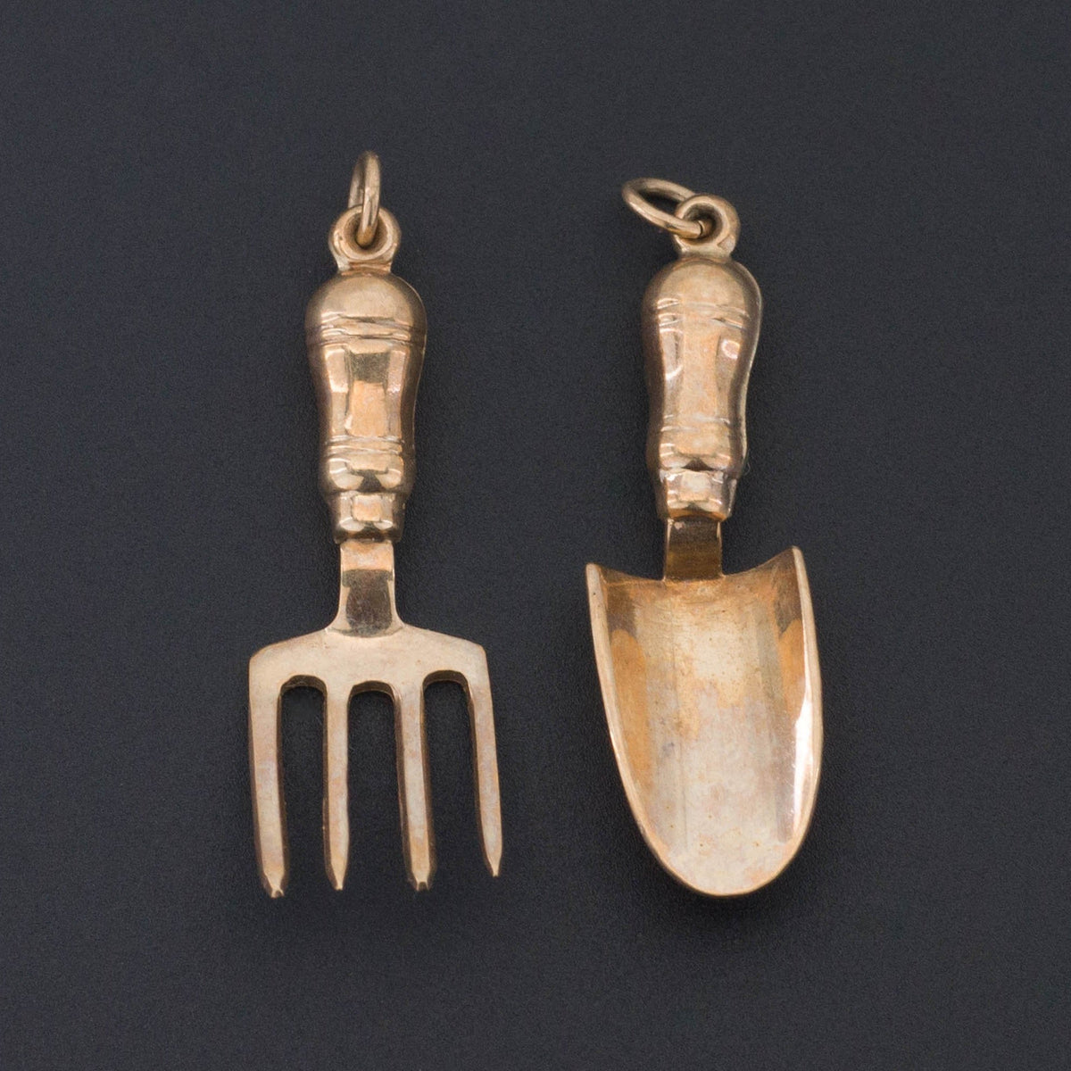 Gardner Charms | 9ct Gold Gardening Tools - Trademark Antiques