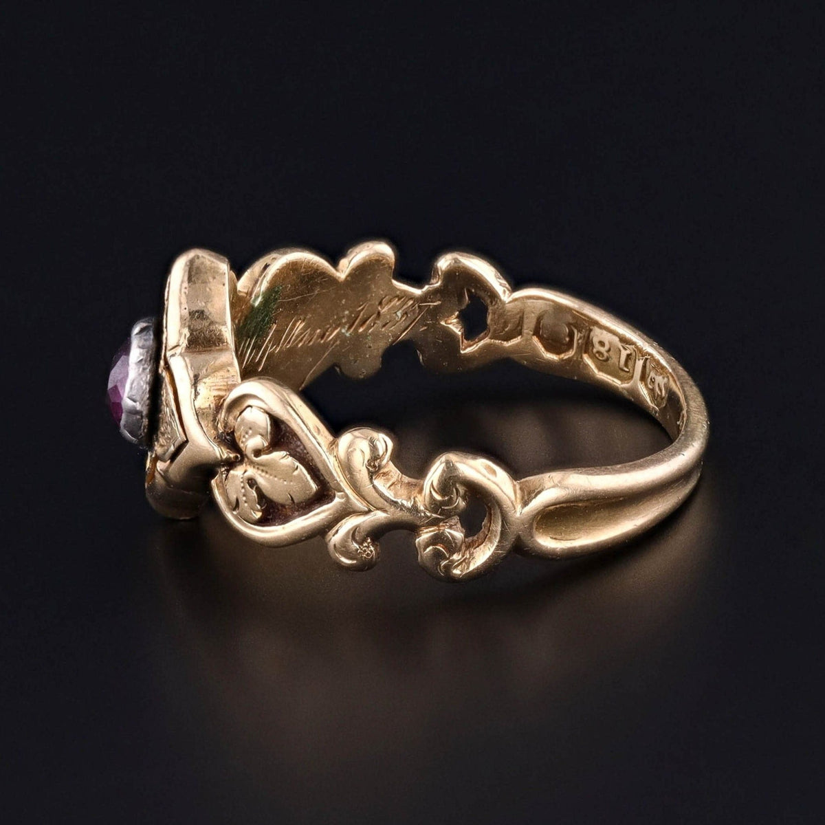 Georgian Mourning Ring with a Rhodalite Garnet in 18k Gold - Trademark Antiques