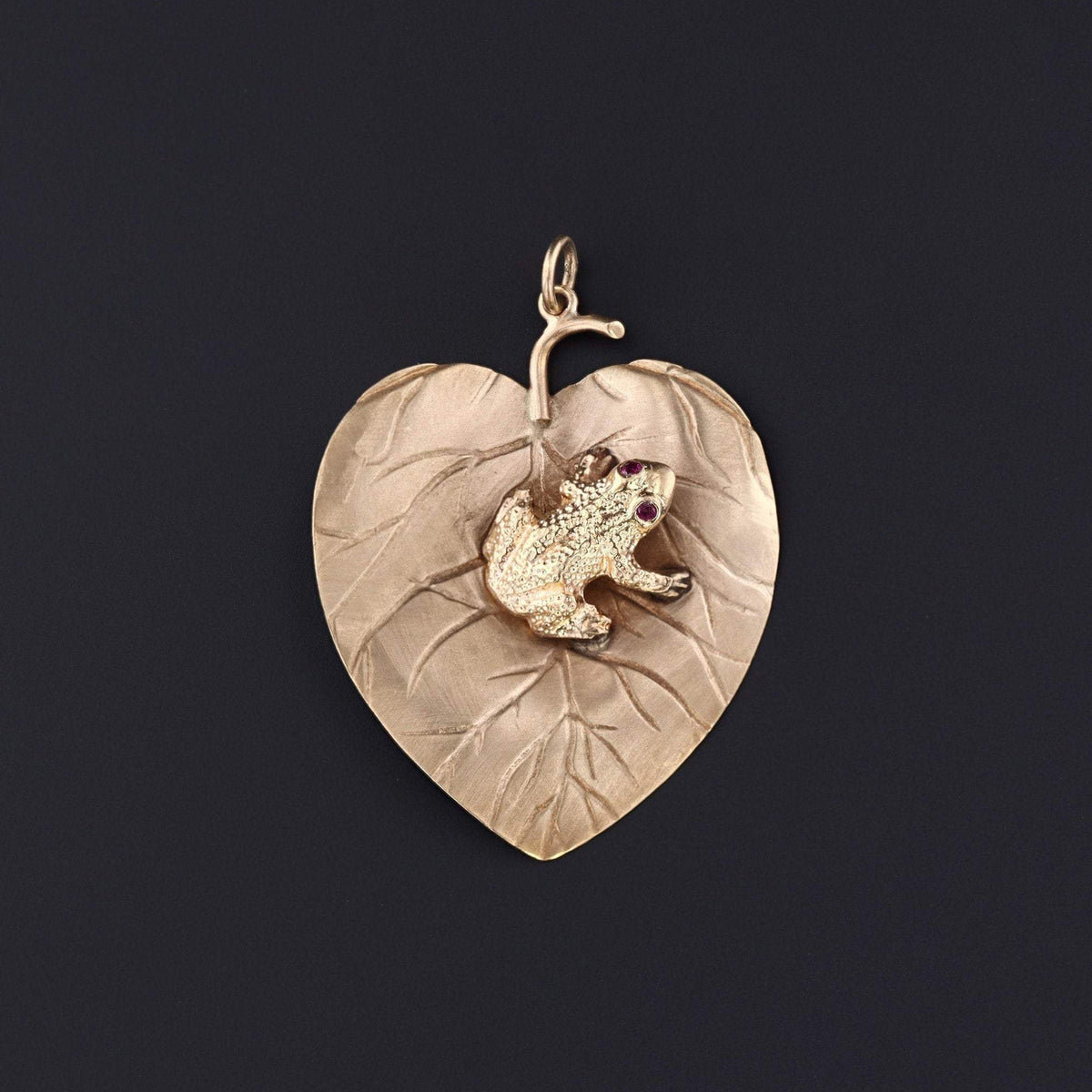 Gold Frog on Lily Pad Pendant | Vintage Gold Frog Pendant - Trademark Antiques