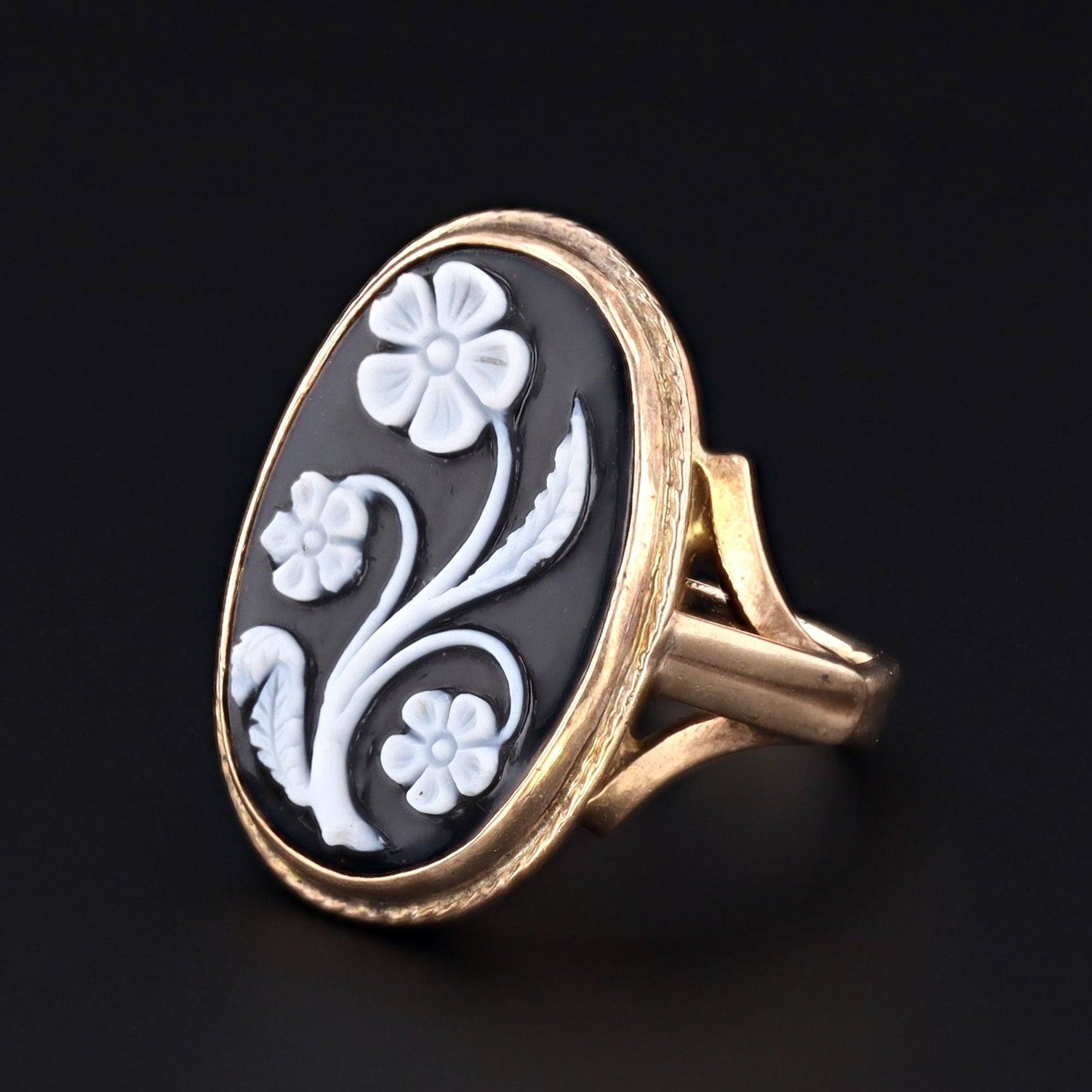 Carved Banded Agate Flower Ring | Antique Flower Cameo Ring | 14k Gold Ring | Victorian Ring