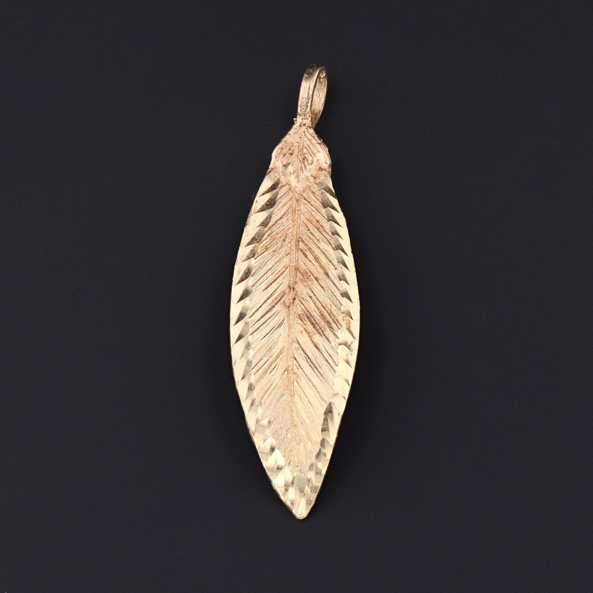 Feather Pendant | Vintage Feather Pendant 