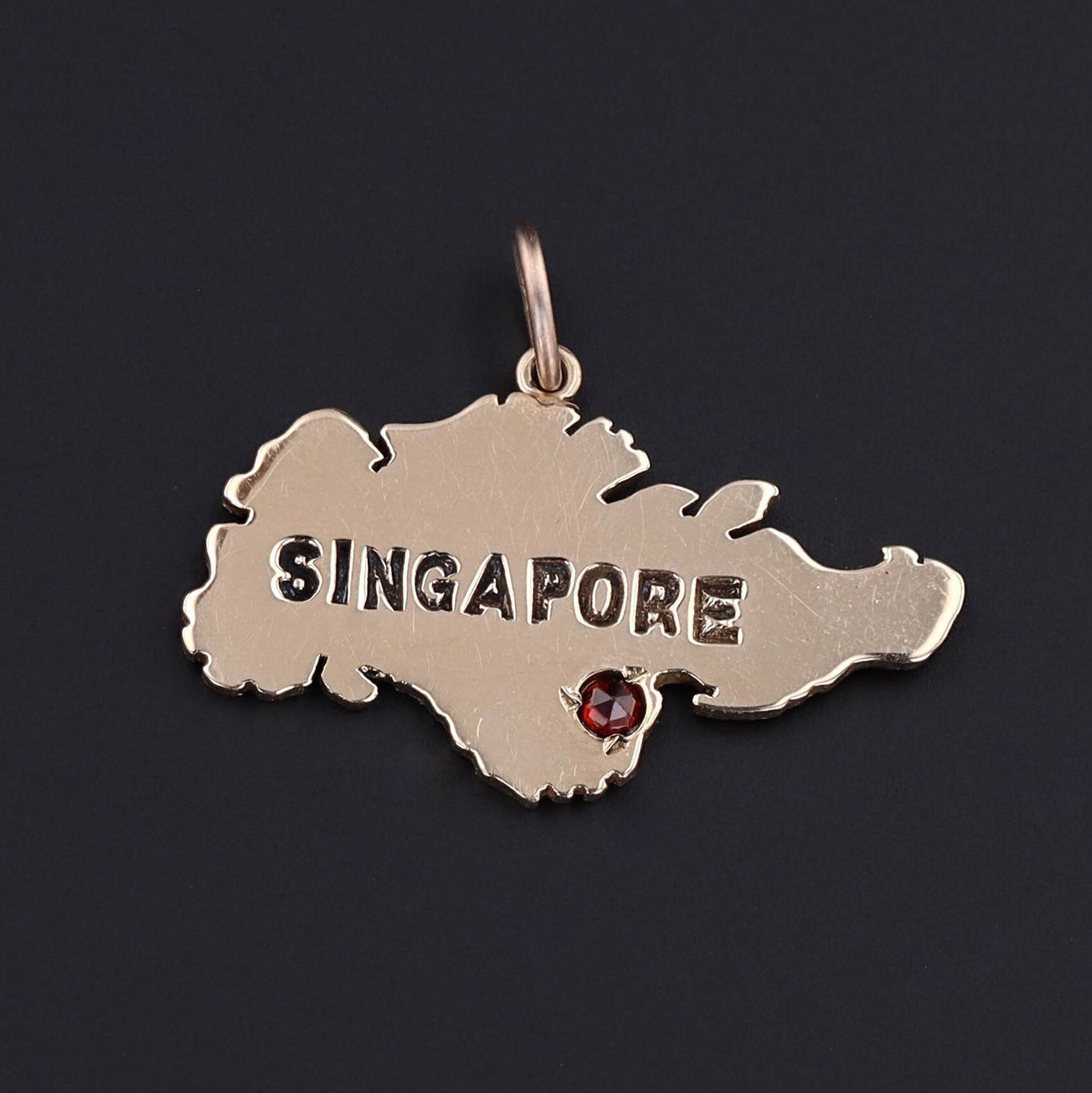 Vintage Singapore Pendant | 9ct Gold Pendant 