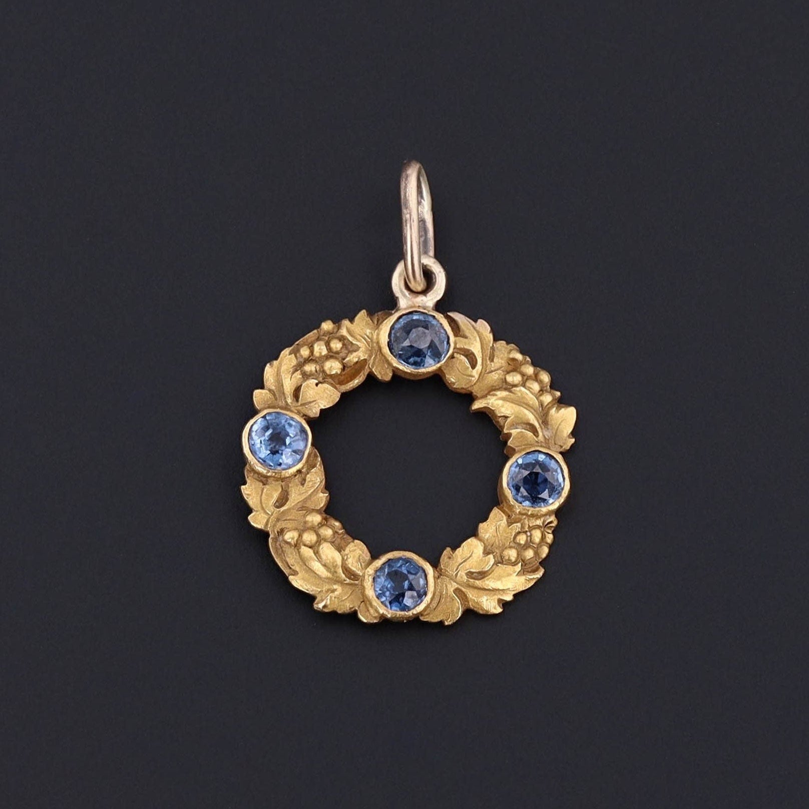 Wreath Pendant | 14k Gold & Sapphire Charm 