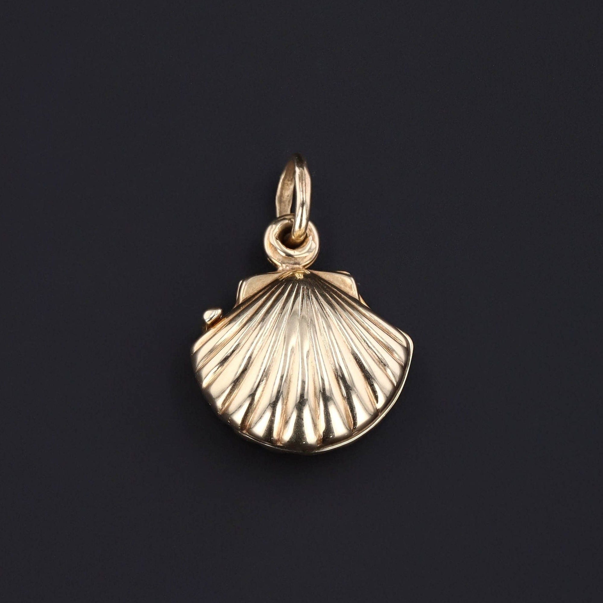 Shell Locket | Scallop Shell Charm 