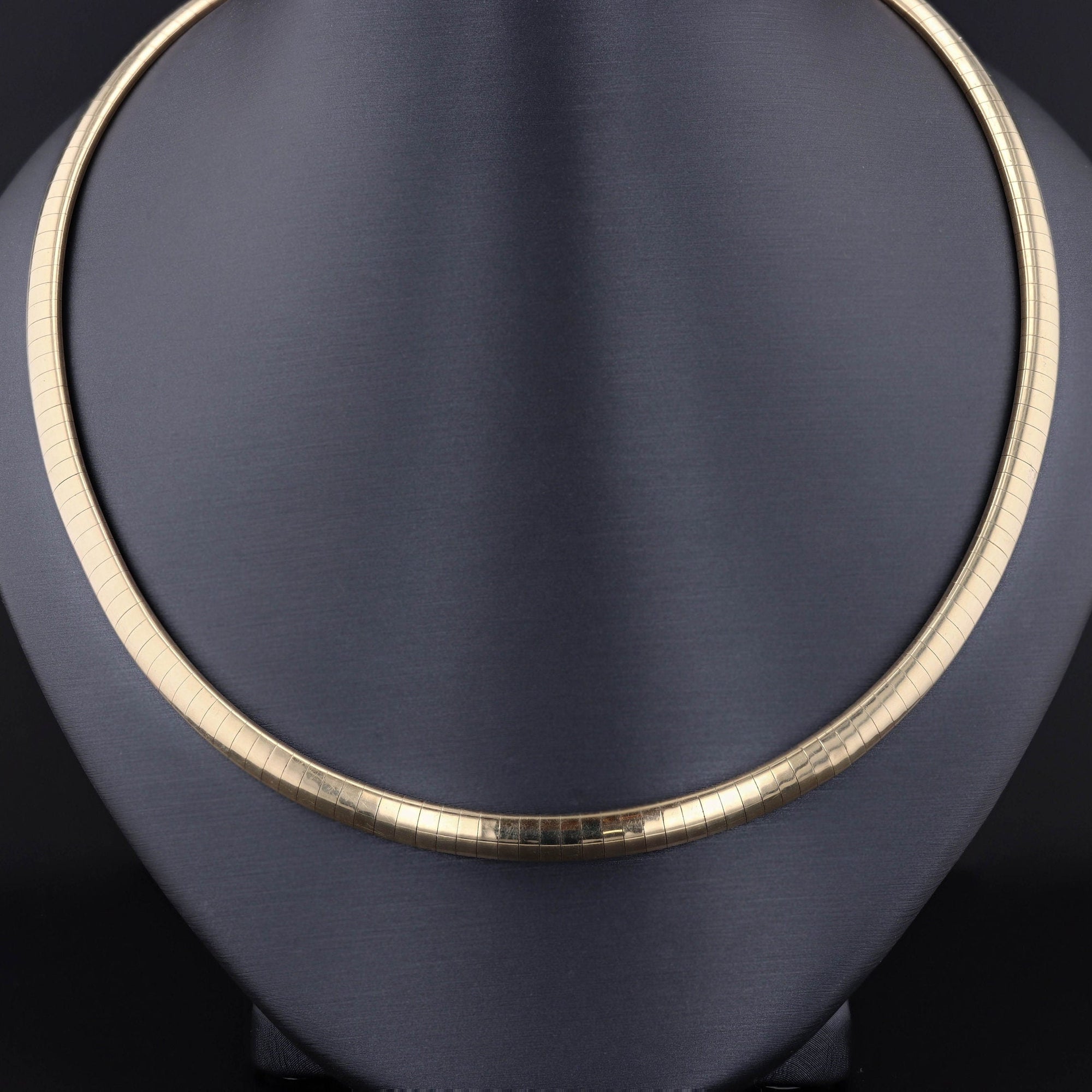 Omega Chain | 10k Gold Necklace 