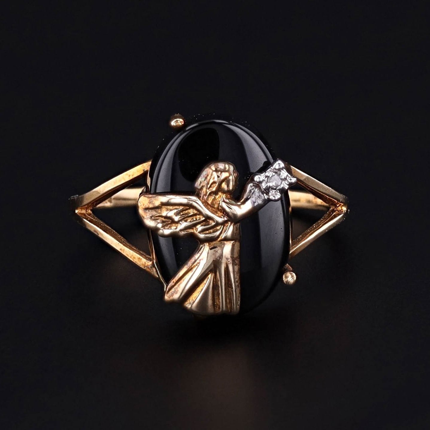 Vintage Onyx Angel Ring of 10k Gold
