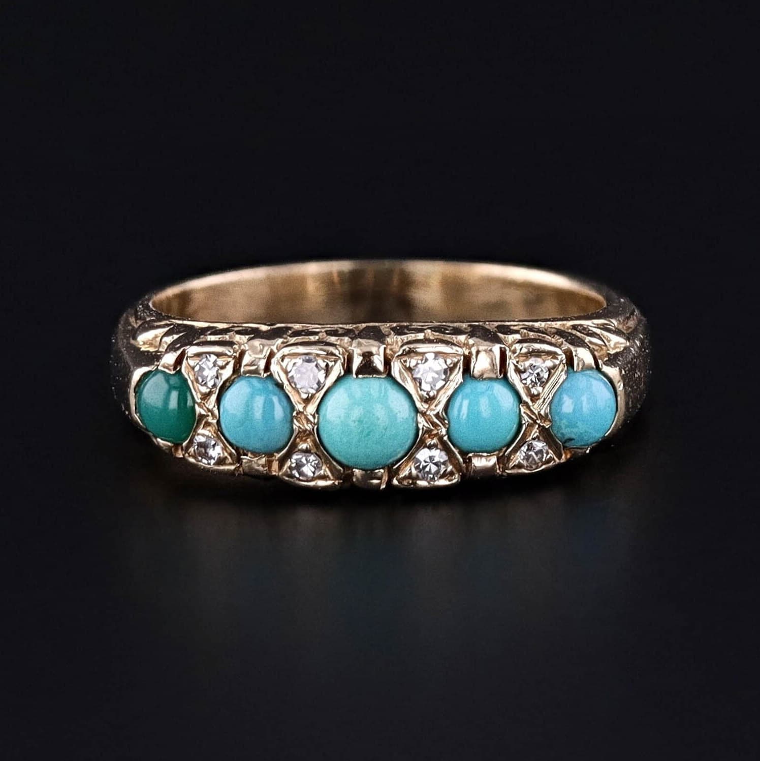 Vintage Turquoise and Diamond Ring of 14k Gold