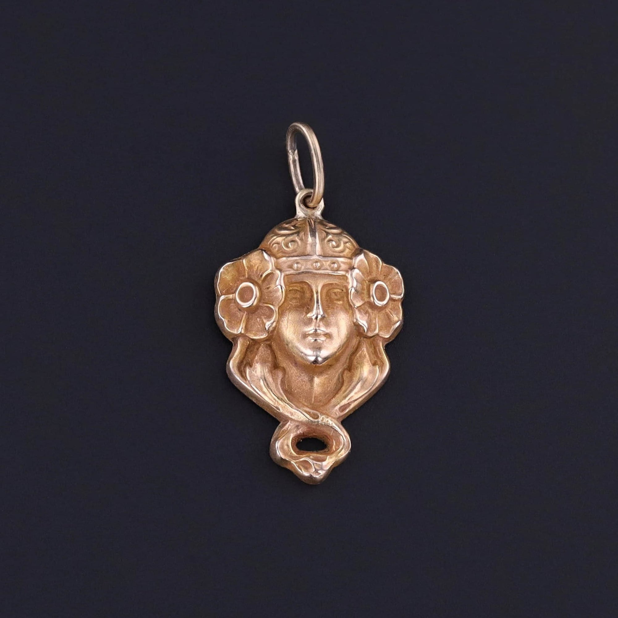 Antique Woman Charm of 9ct Gold