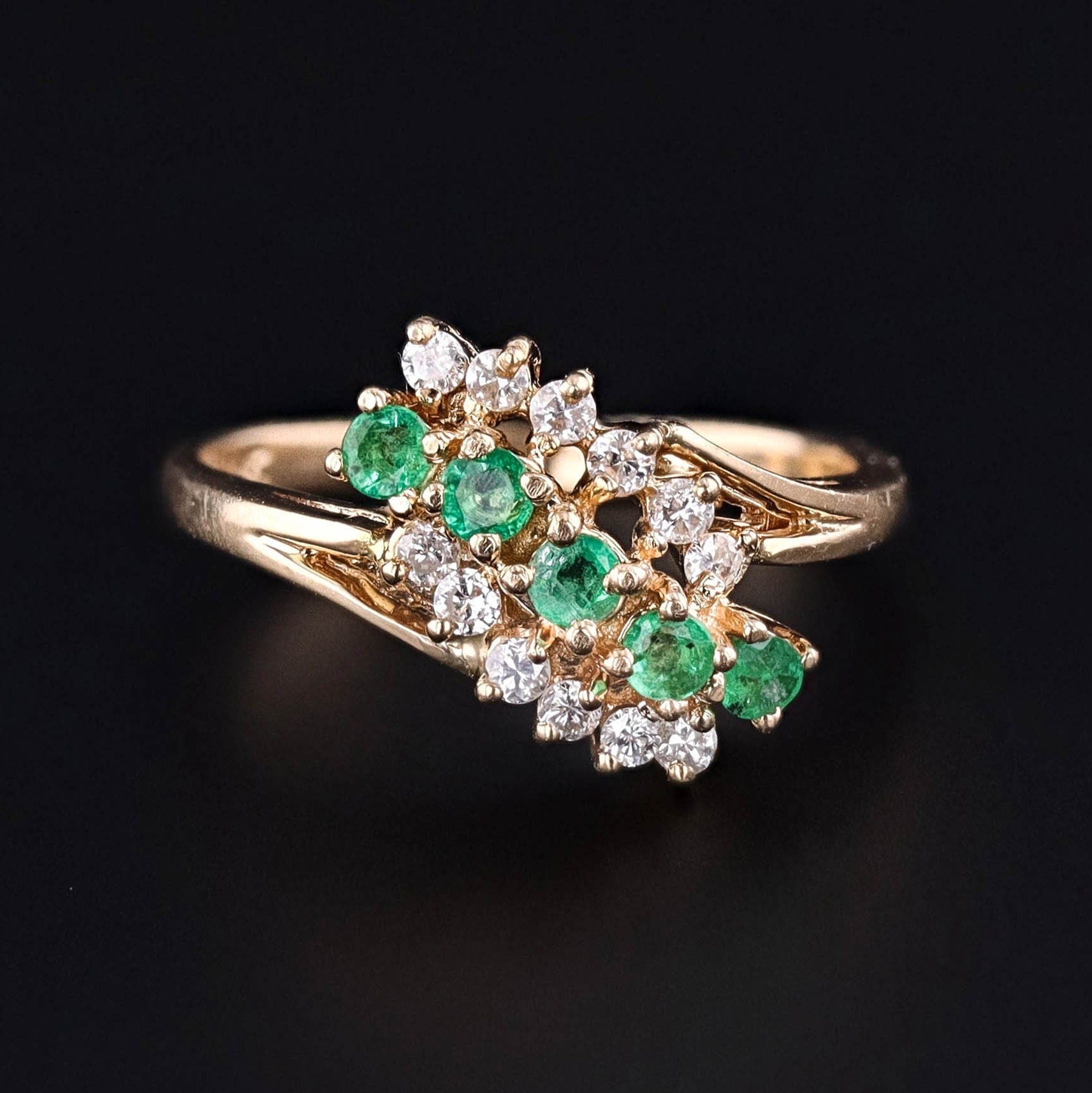 Vintage Emerald and Diamond Ring of 14k Gold