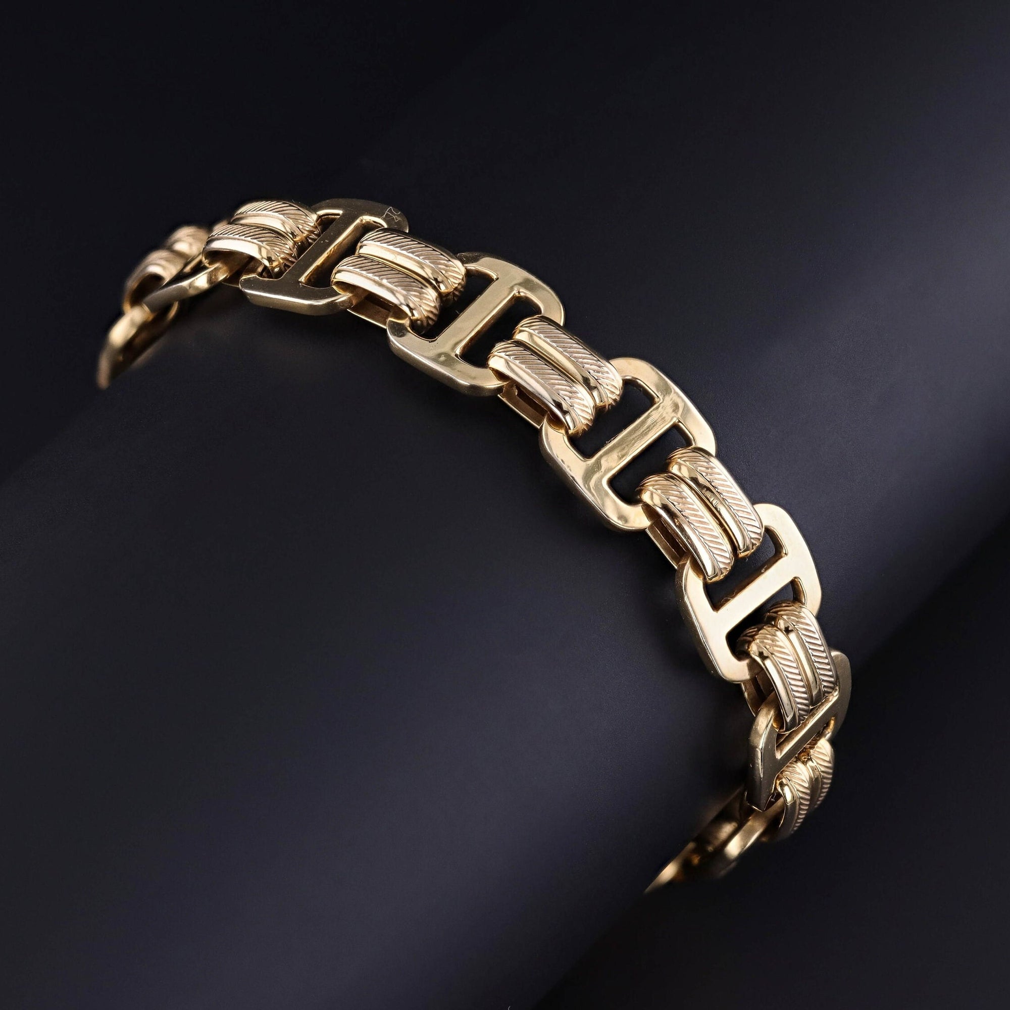 Vintage Link Bracelet of 14k Gold