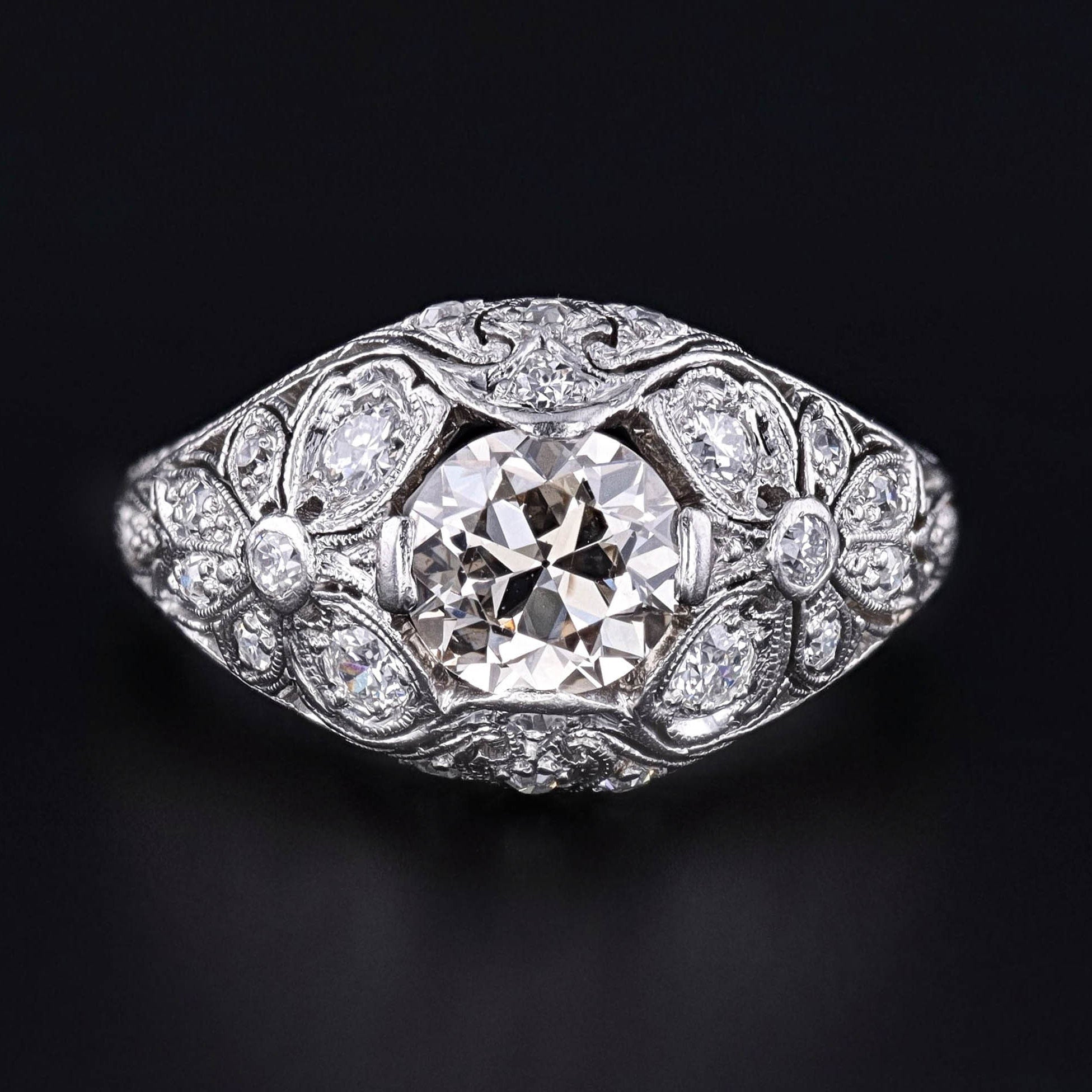 Antique Diamond Engagement Ring in Platinum