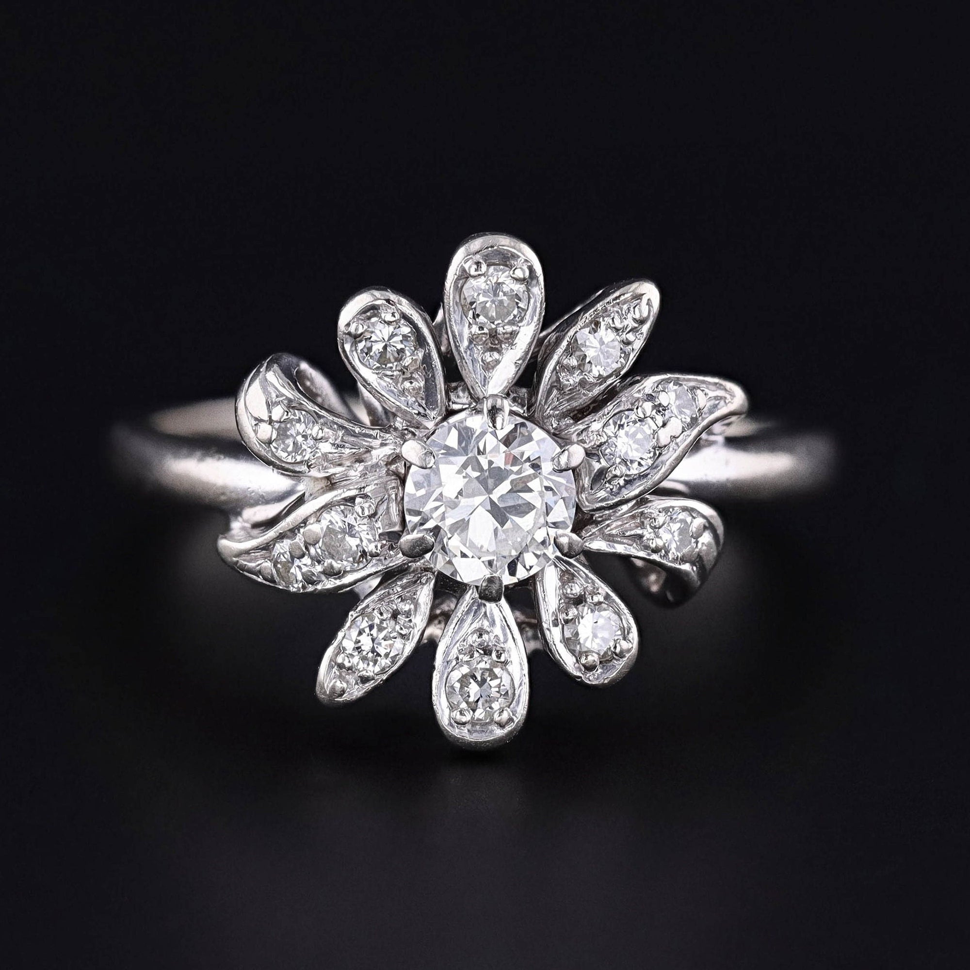 Vintage Diamond Flower Ring of 14k White Gold
