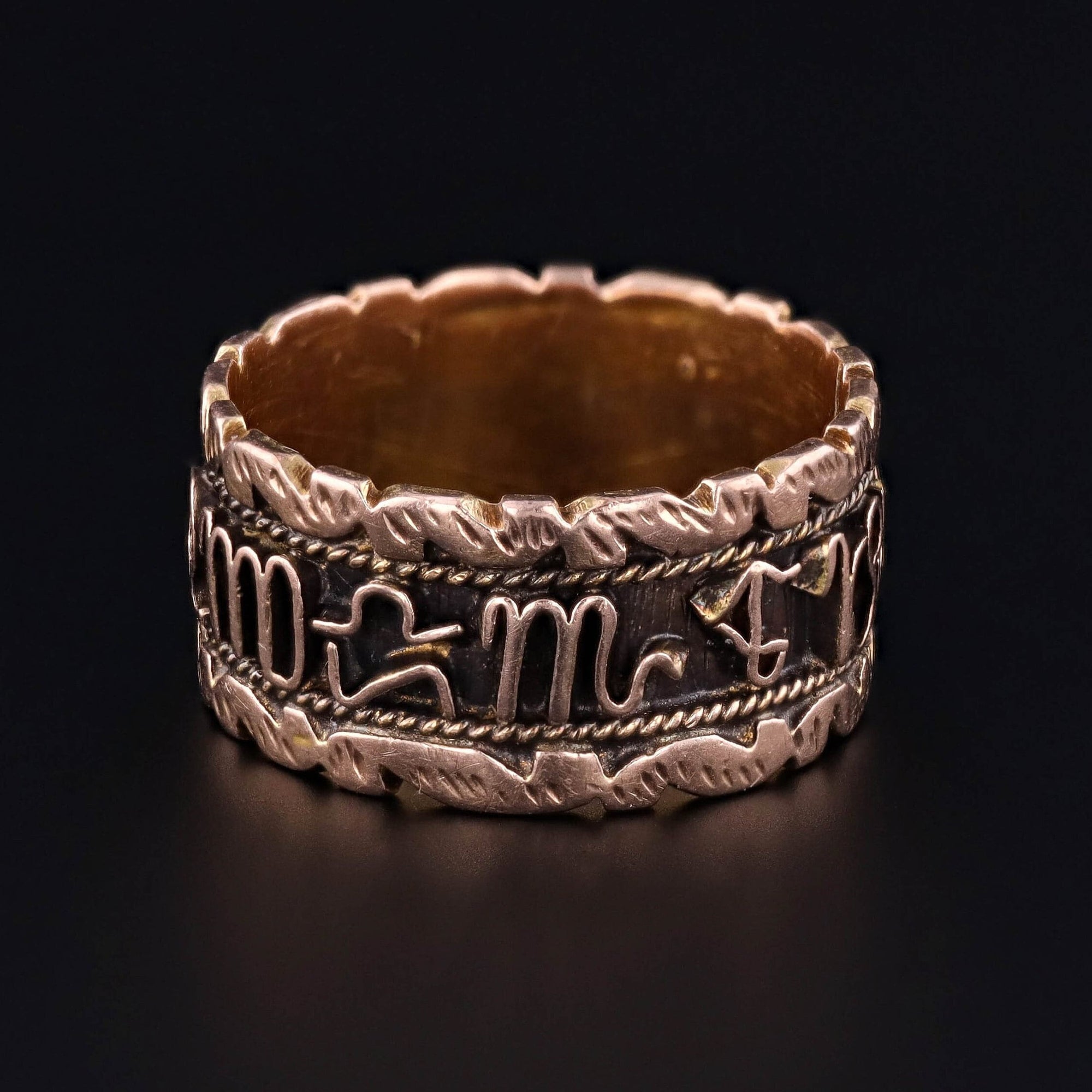 Vintage Zodiac Ring of 18k Rose Gold