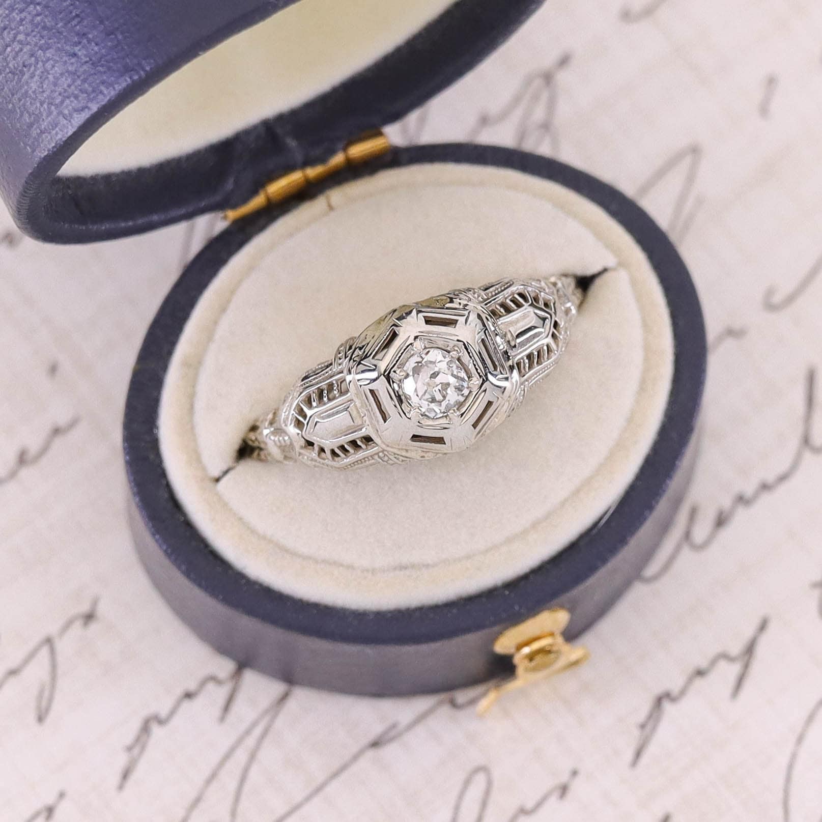 Vintage Art Deco Diamond Engagement Ring of 18k White Gold