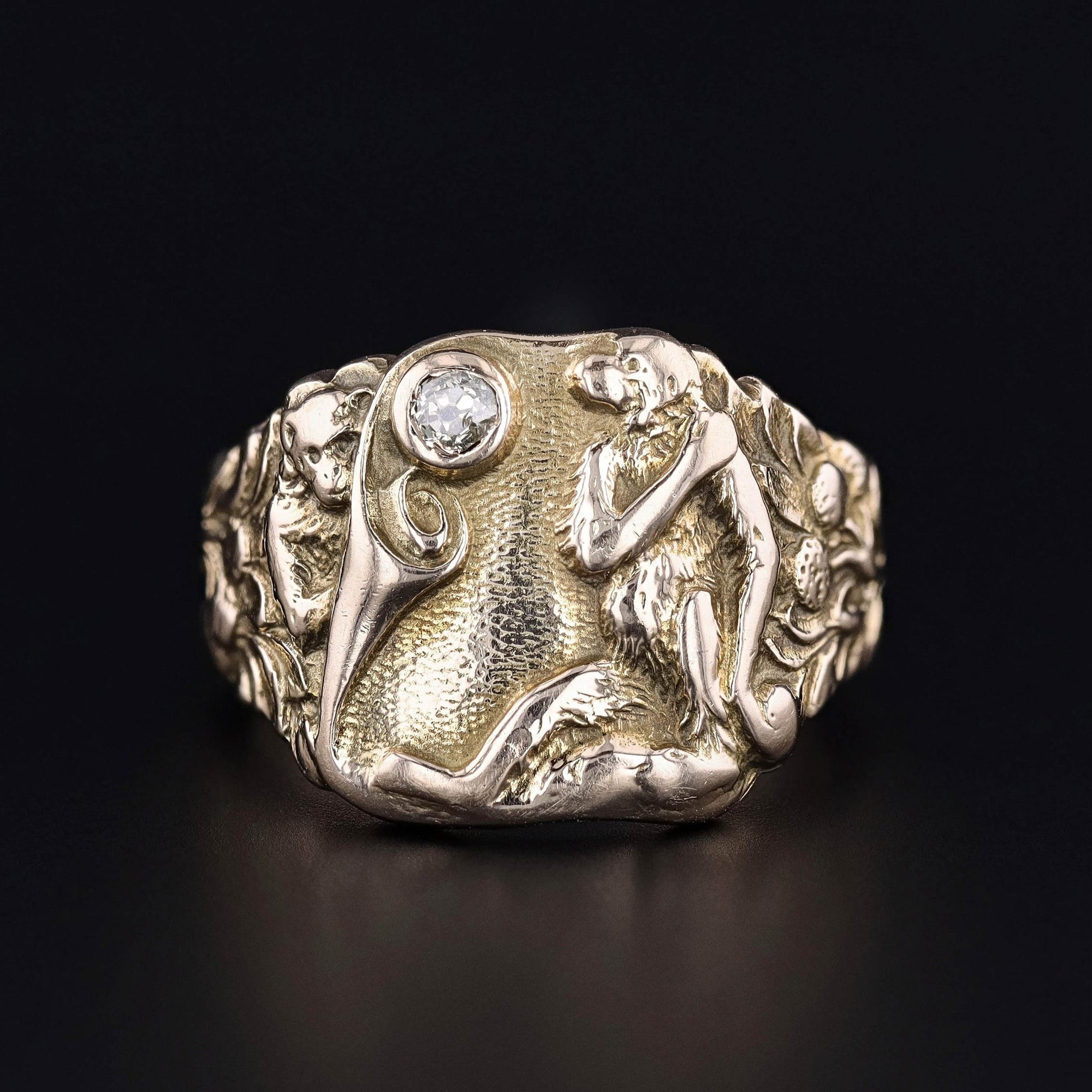Antique Monkey Signet Ring of 14k Gold