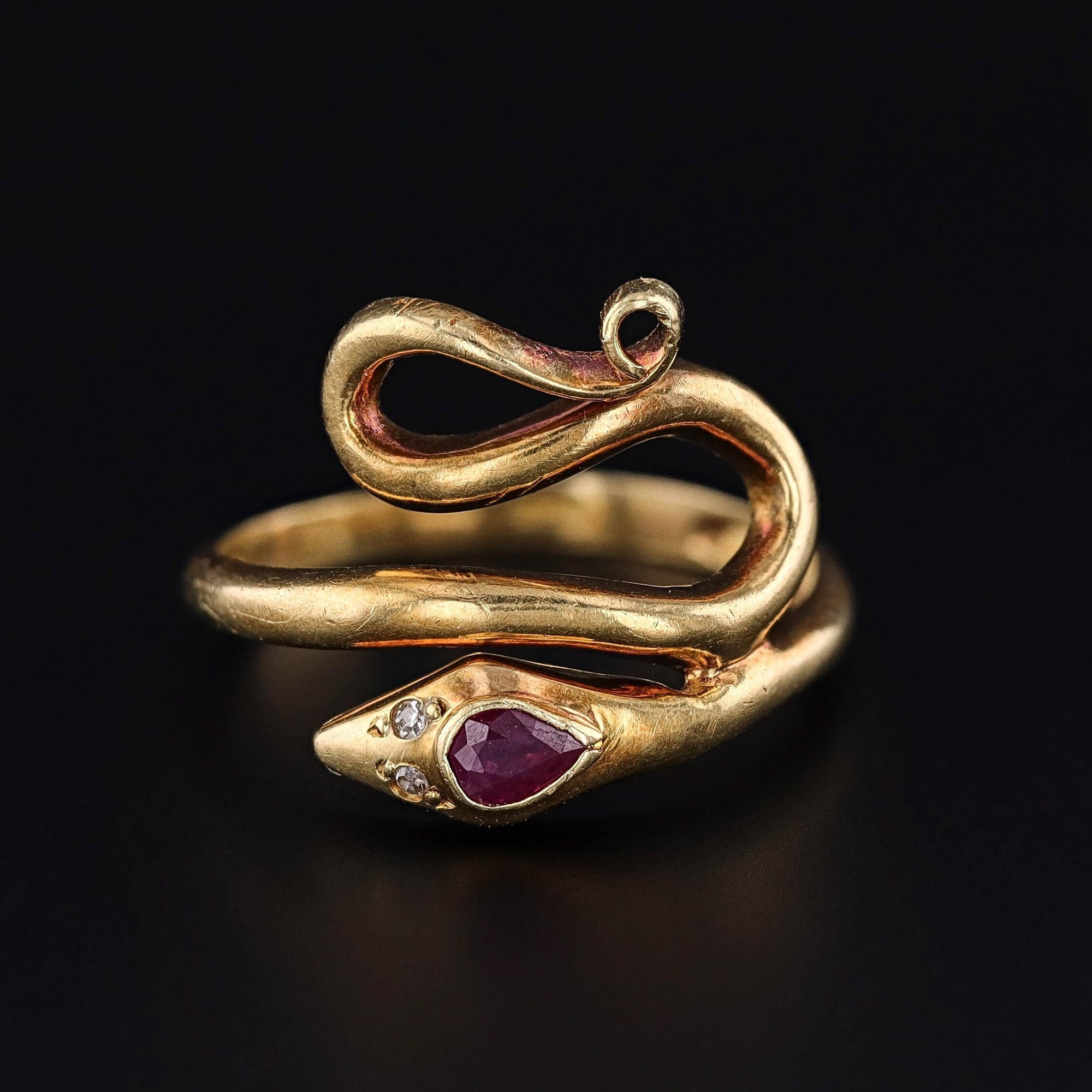 Vintage Ruby Snake Ring of 18k Gold