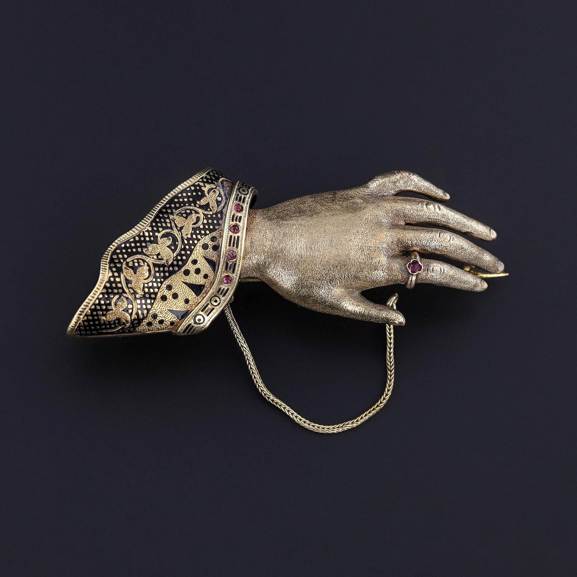 Victorian Hand Brooch of 14k Gold