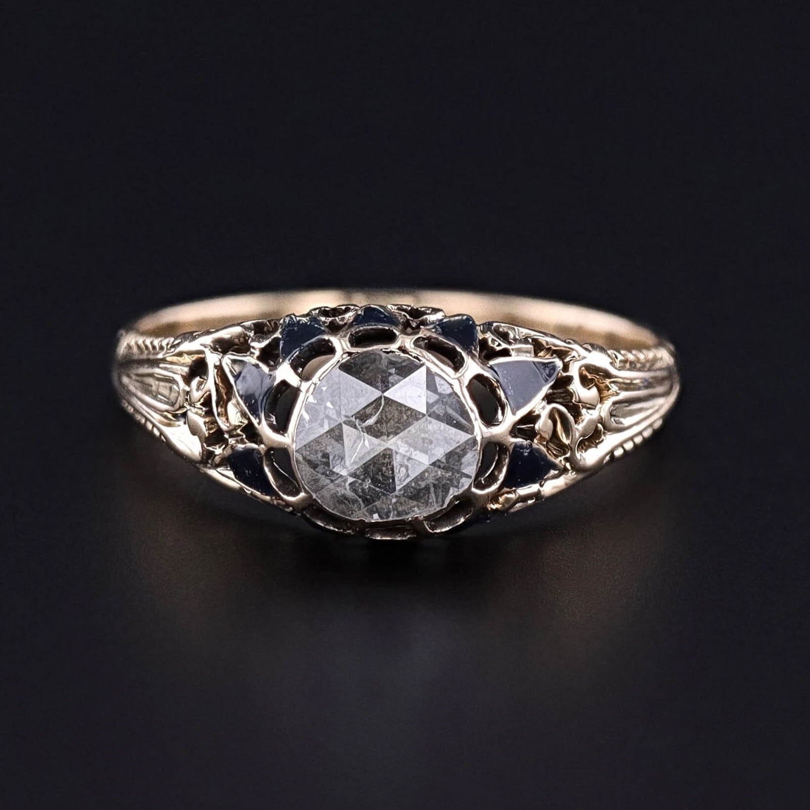 Antique Rose Cut Diamond Ring of 14k Gold