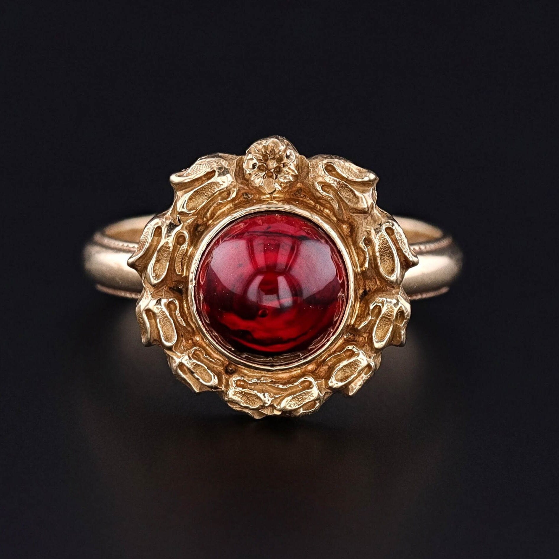 Red Glass Ring of 14k Gold