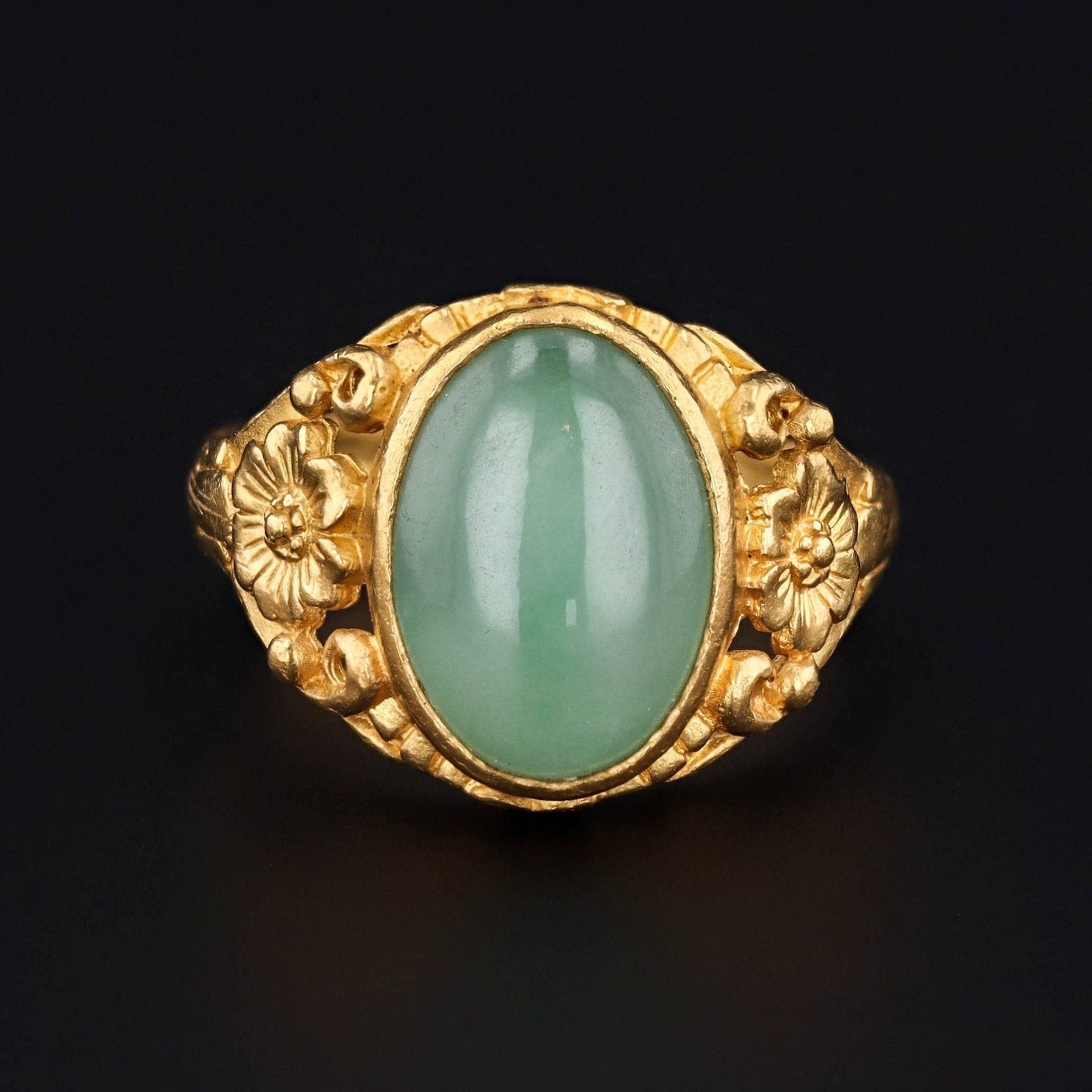 Jade Ring | Vintage Ring - Trademark Antiques