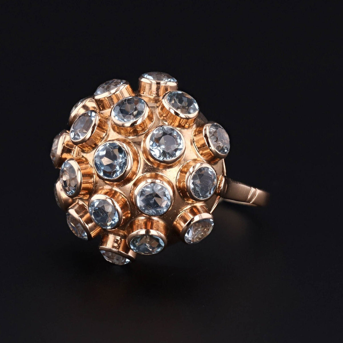 Mid - Century Aquamarine Sputnik Ring of 18k Gold - Trademark Antiques