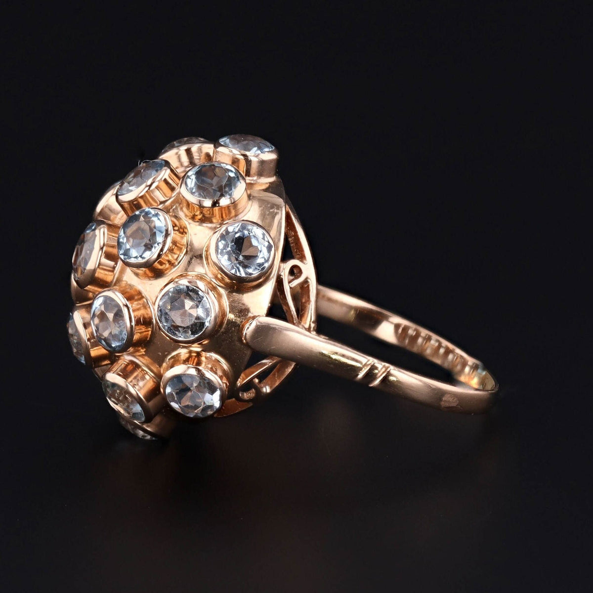 Mid - Century Aquamarine Sputnik Ring of 18k Gold - Trademark Antiques