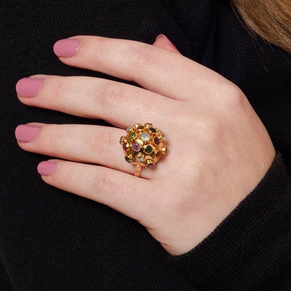Mid - Century Sputnik Gemstone Ring of 18k Gold - Trademark Antiques
