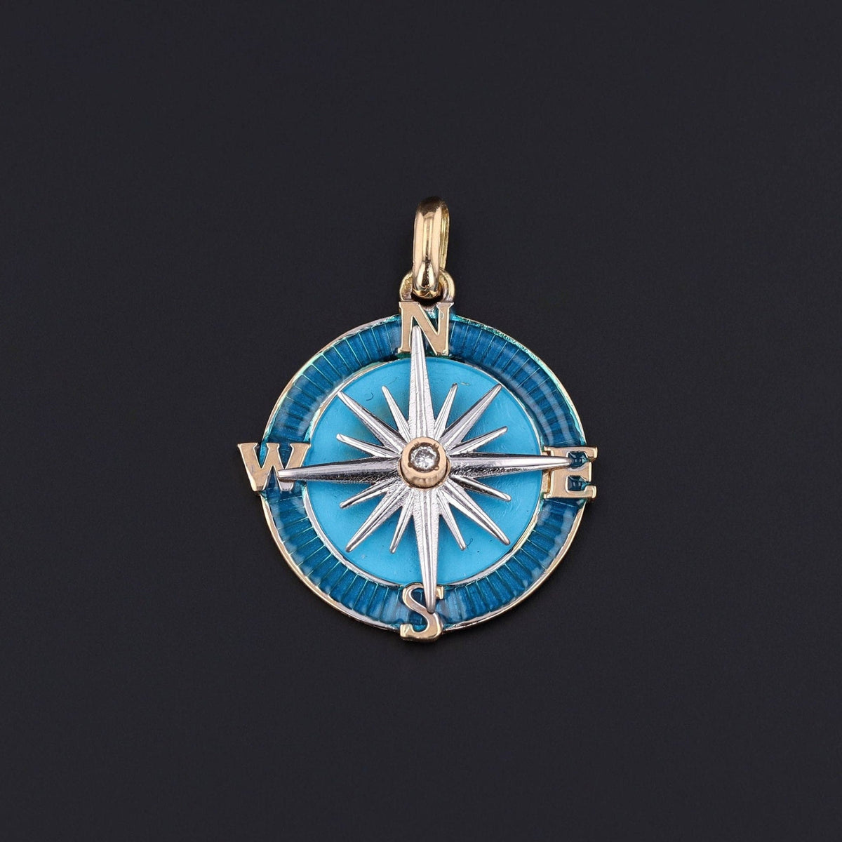 Modern Enamel Compass Pendant of 18k Gold - Trademark Antiques