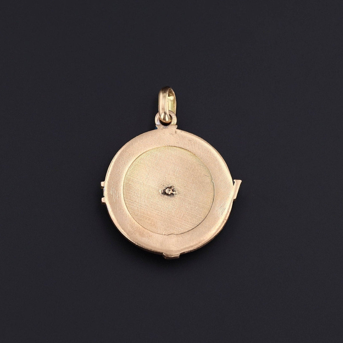 Modern Enamel Compass Pendant of 18k Gold - Trademark Antiques