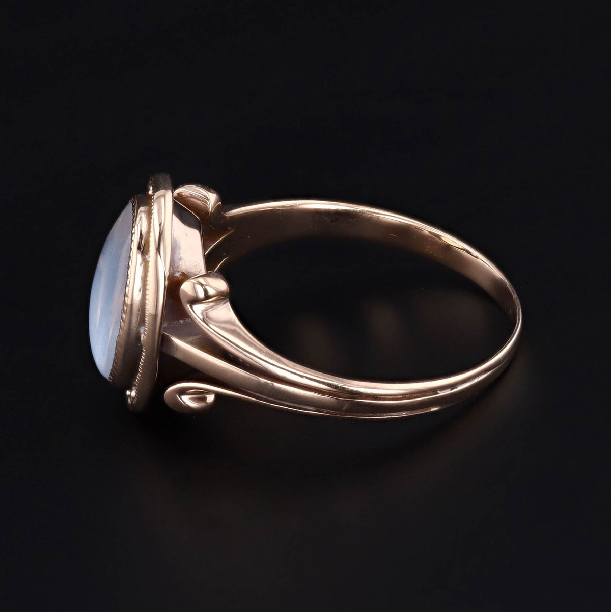Moonstone Ring | Vintage Ring - Trademark Antiques