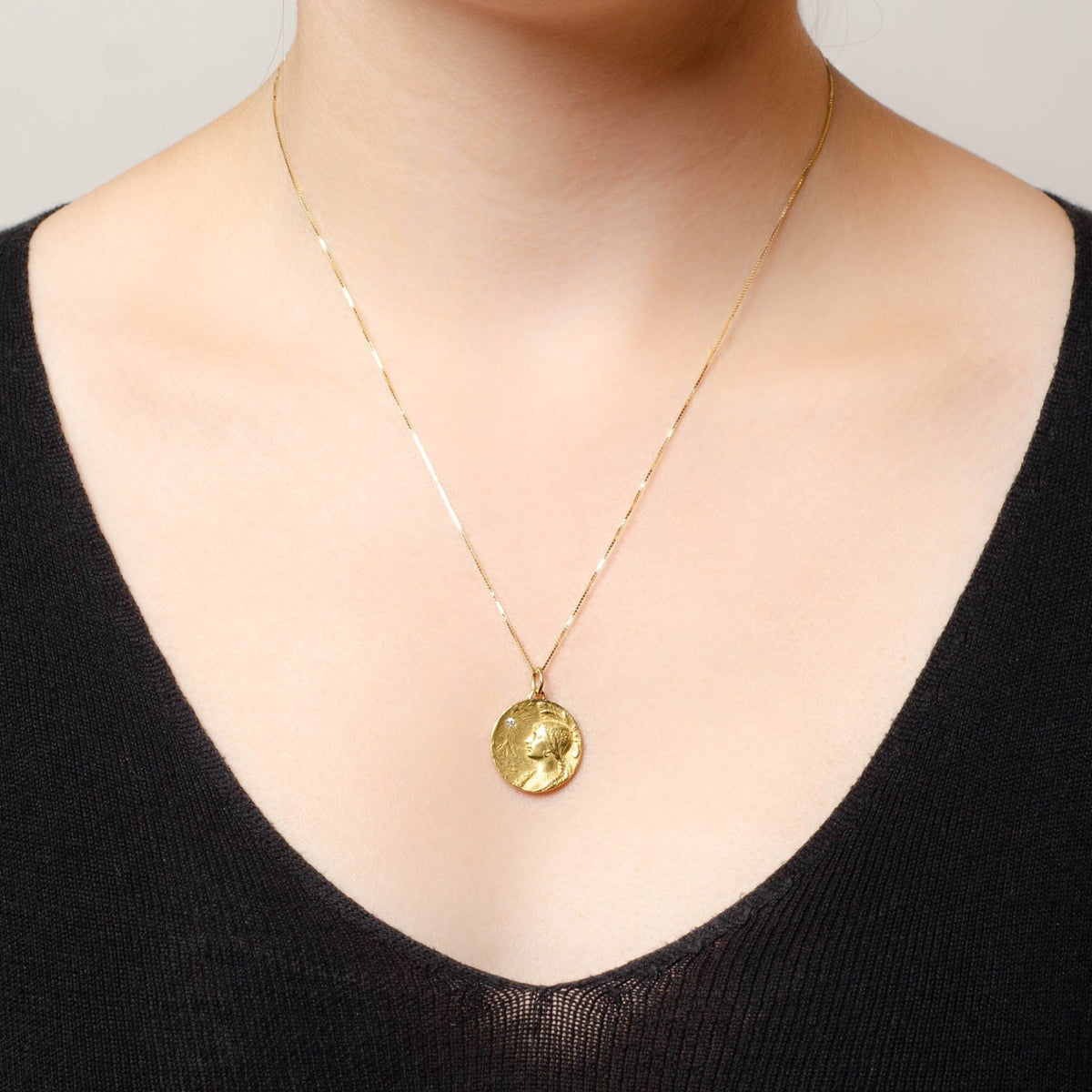 Native American Pendant | Antique Necklace - Trademark Antiques