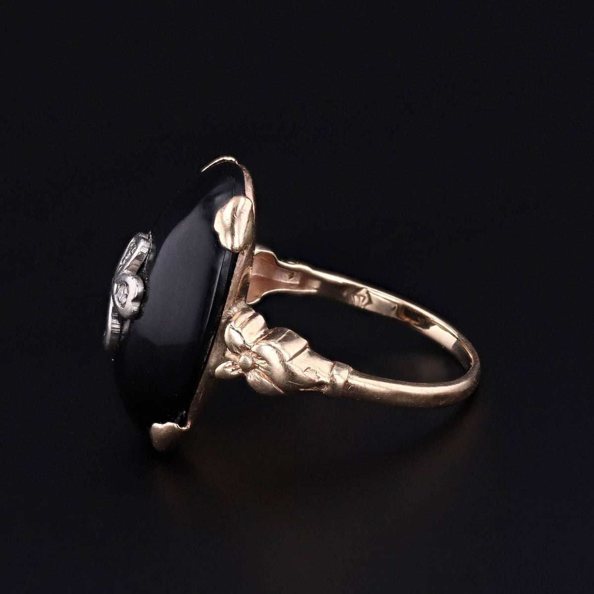 Onyx Ring | Clover Ring - Trademark Antiques