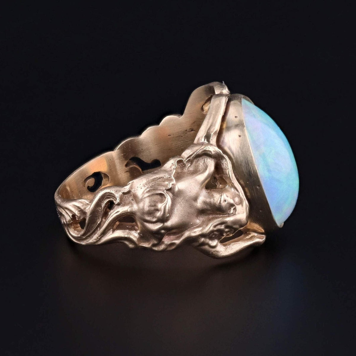 Opal Floral Woman Ring of 14k Gold - Trademark Antiques