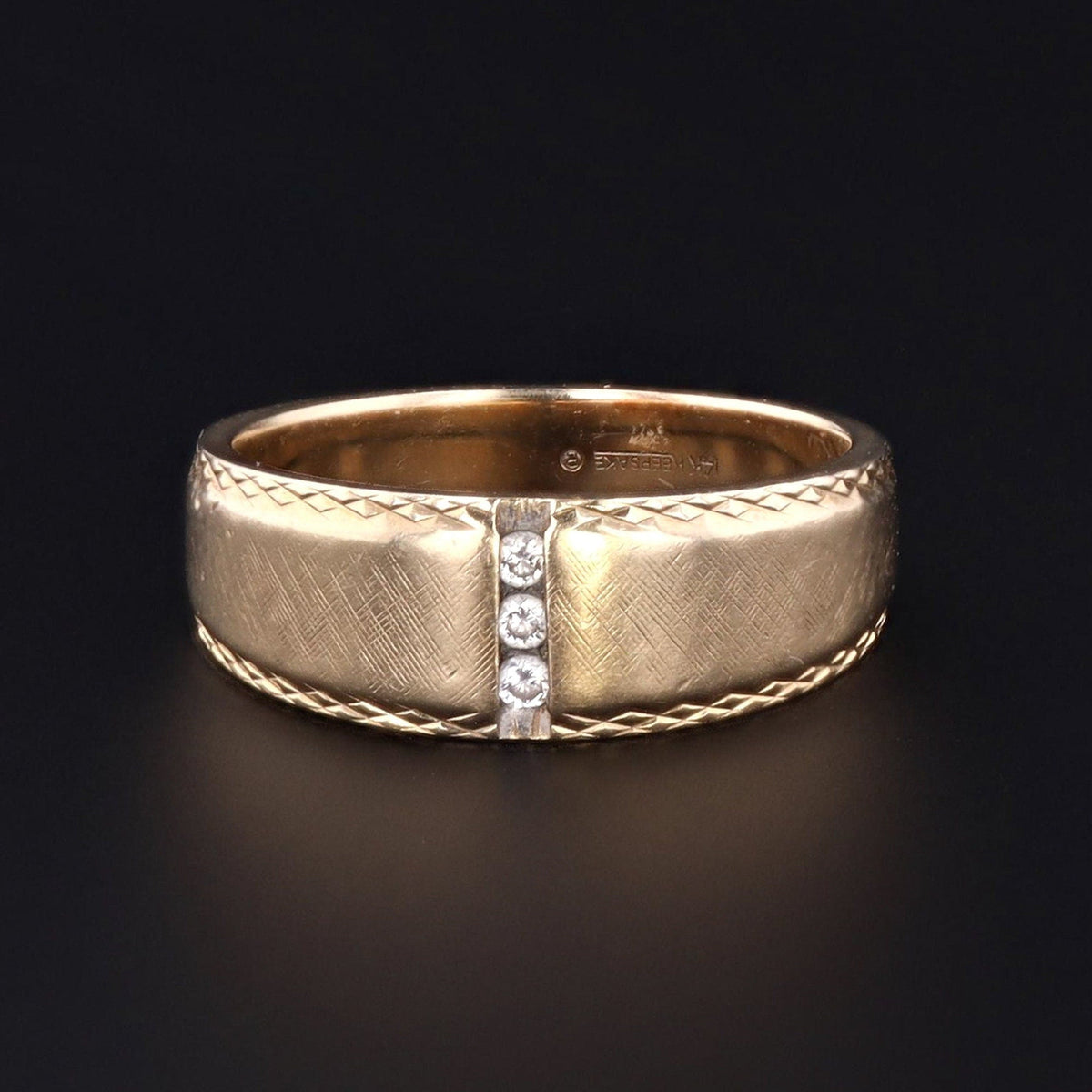Retro Diamond Band Ring in 14k Gold - Trademark Antiques