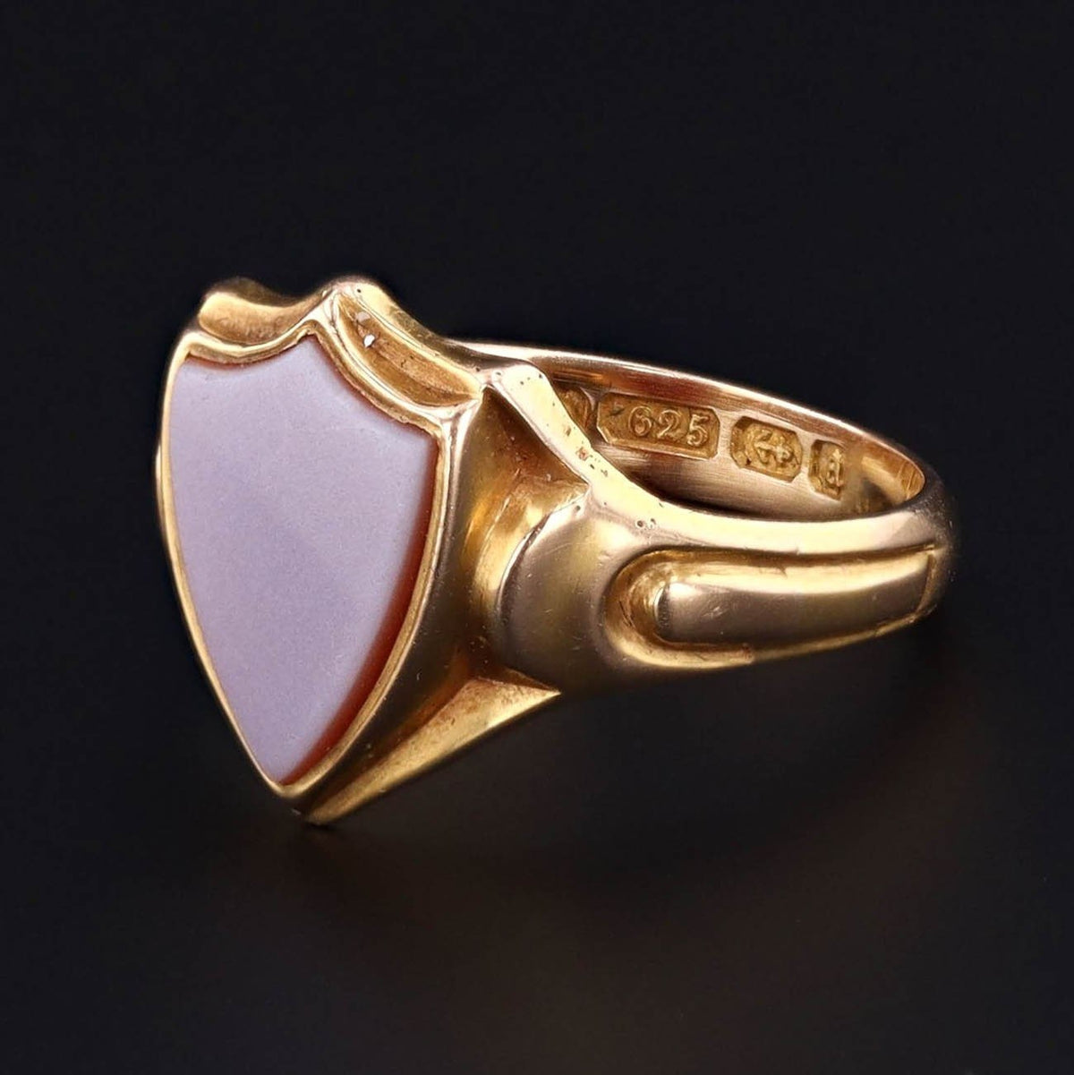 Sardonyx Shield Ring | 15ct Gold Ring - Trademark Antiques