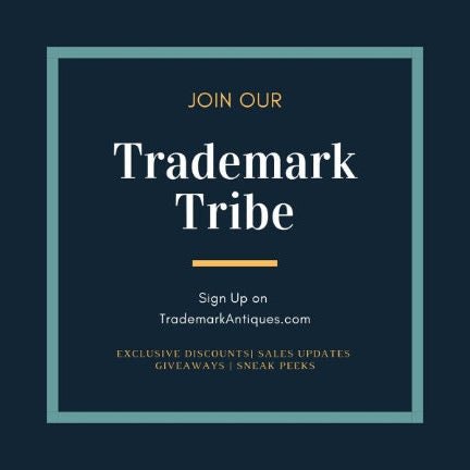 Shell Locket | Scallop Shell Charm - Trademark Antiques