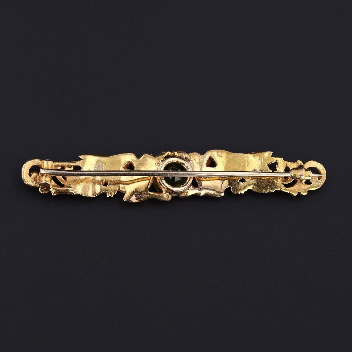 Victorian Griffin and Green Zircon Brooch of 18k Gold - Trademark Antiques