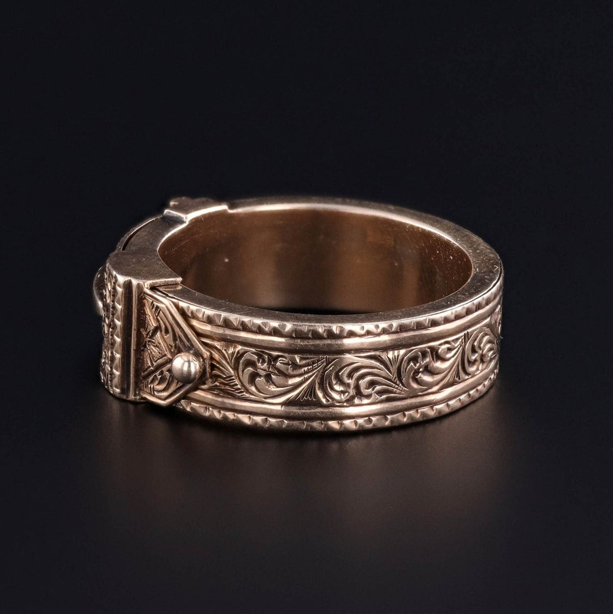 Victorian Hair Locket Ring of 12ct Gold - Trademark Antiques