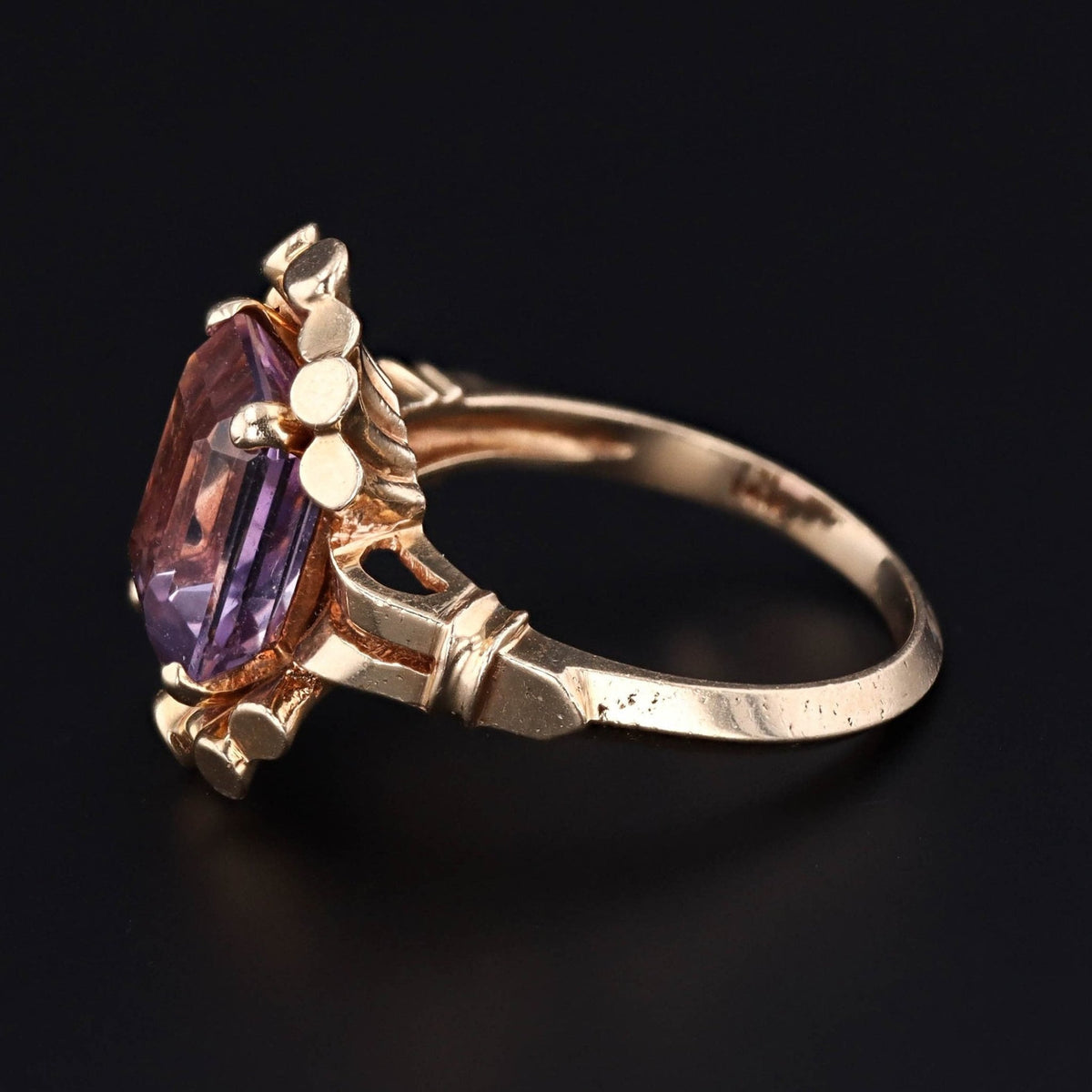 Vintage Amethyst Ring | 14k Gold Amethyst Ring - Trademark Antiques