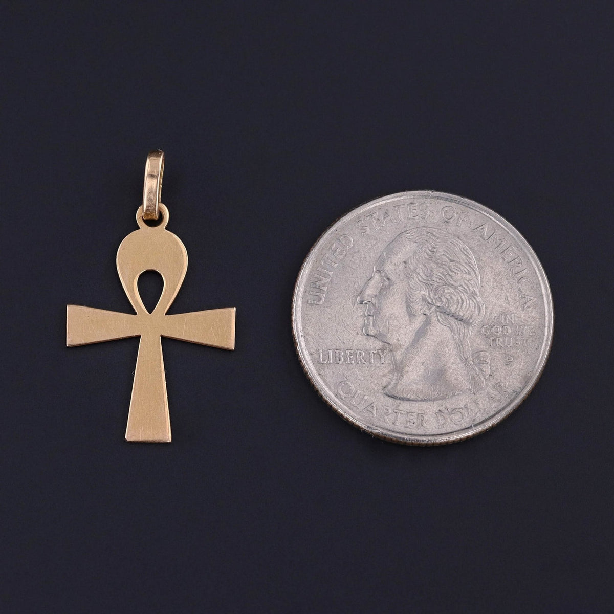 Vintage Ankh Pendant of 18k Gold - Trademark Antiques