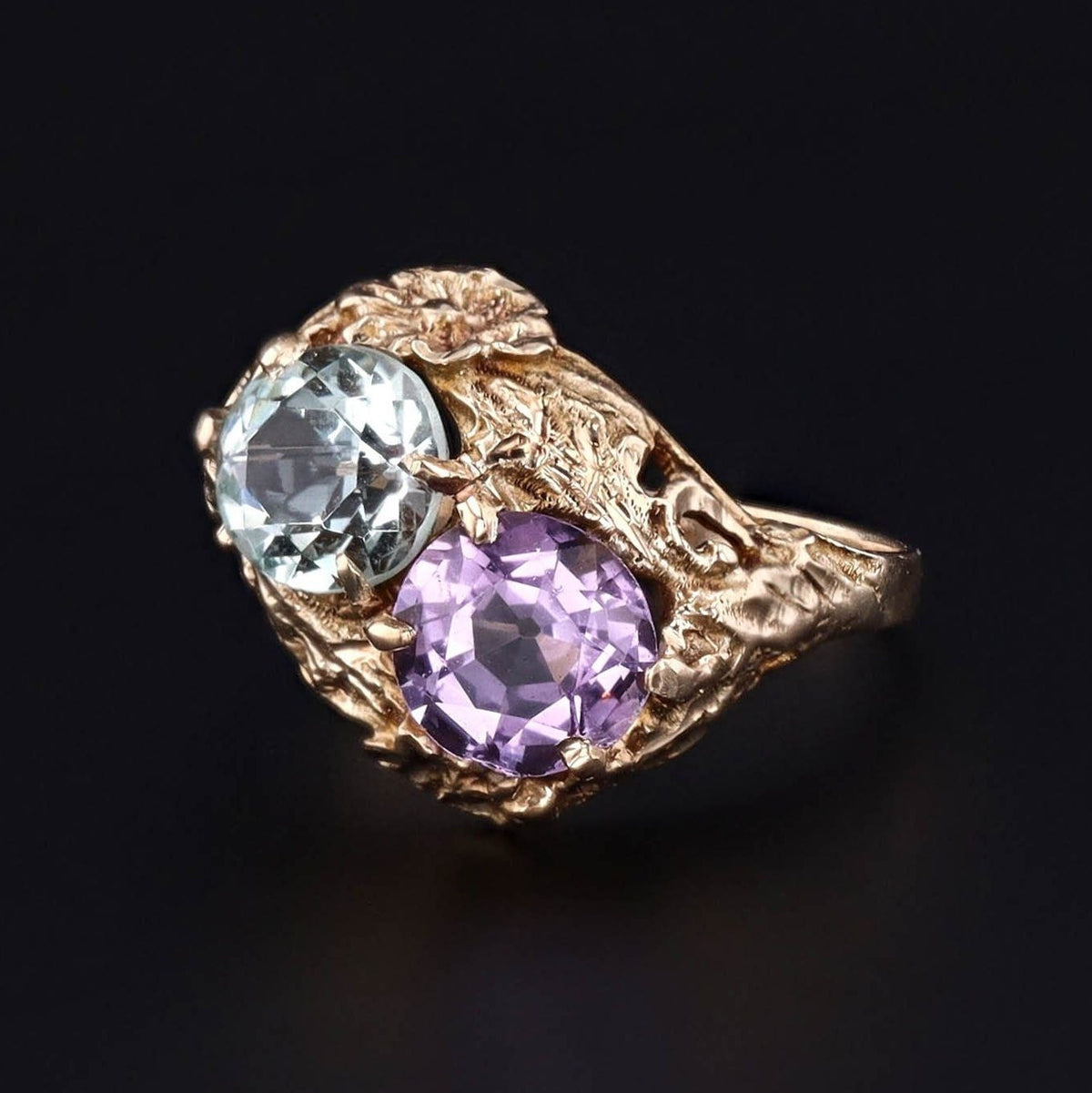 Vintage Aquamarine and Amethyst Toi et Moi Ring of 14k Gold - Trademark Antiques