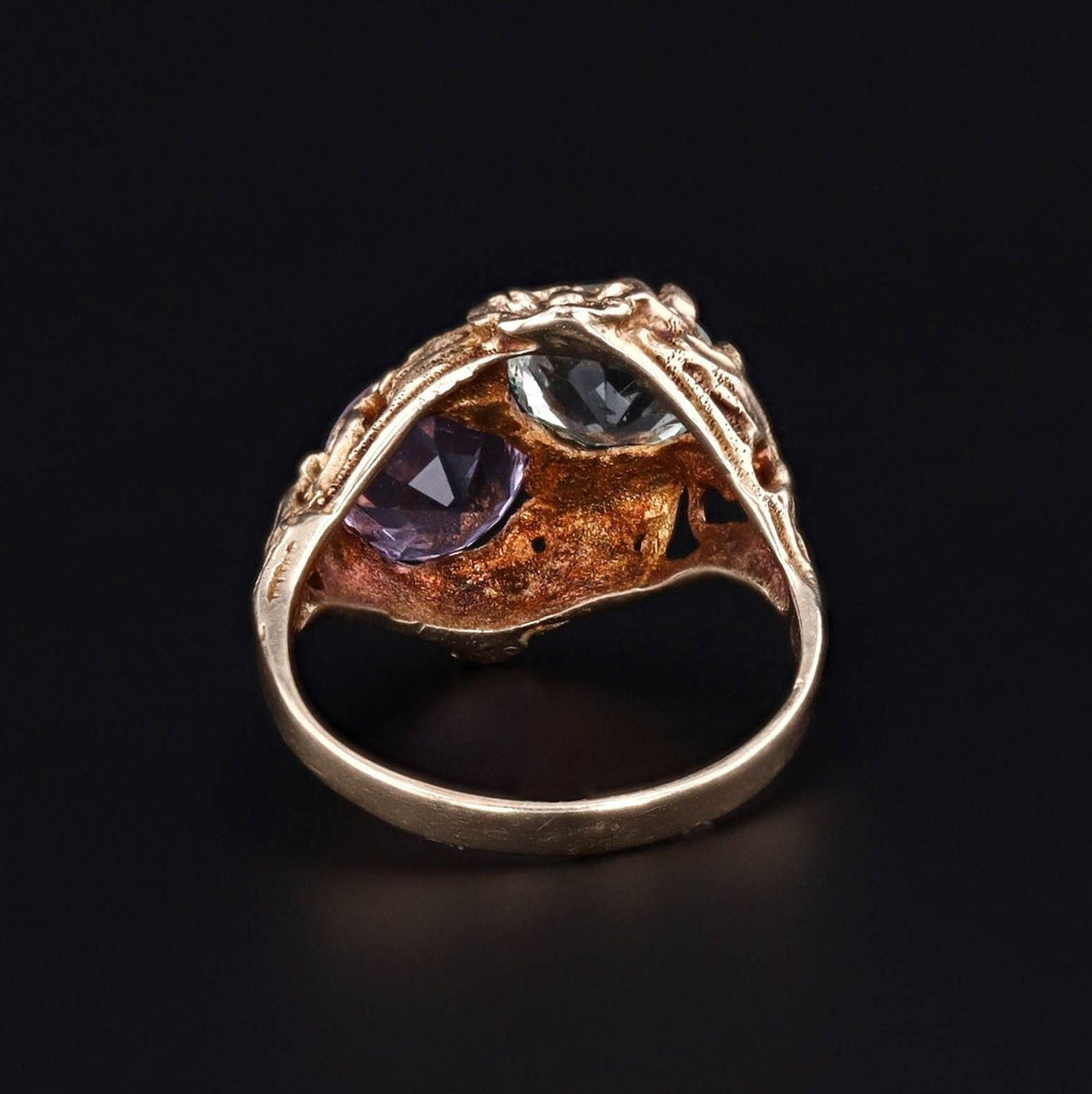 Vintage Aquamarine and Amethyst Toi et Moi Ring of 14k Gold - Trademark Antiques