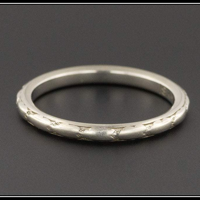 Vintage Art Deco 18k Gold Wedding Band | Art Deco Band - Trademark Antiques