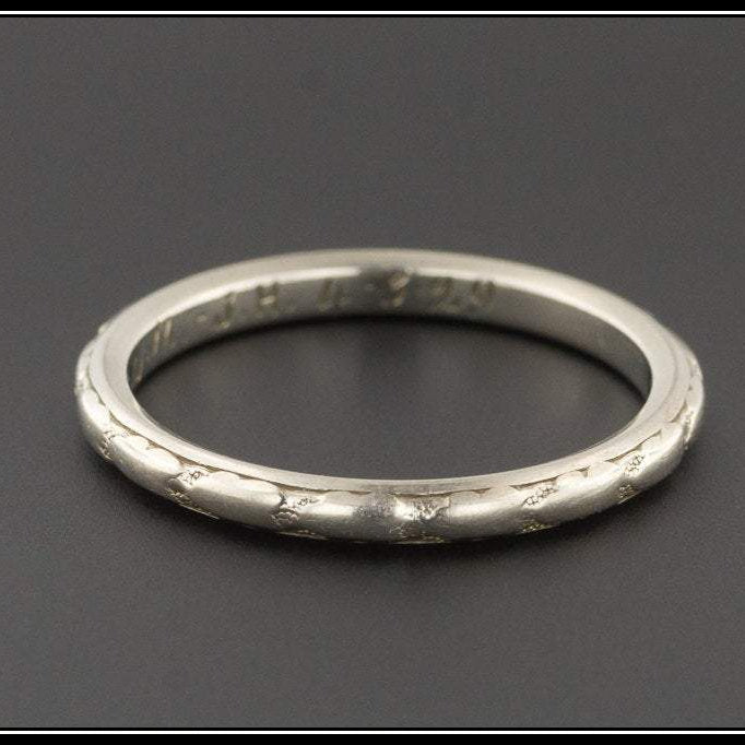 Vintage Art Deco 18k Gold Wedding Band | Art Deco Band - Trademark Antiques