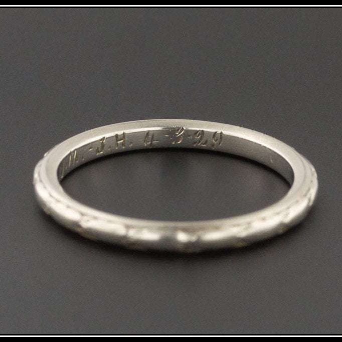 Vintage Art Deco 18k Gold Wedding Band | Art Deco Band - Trademark Antiques