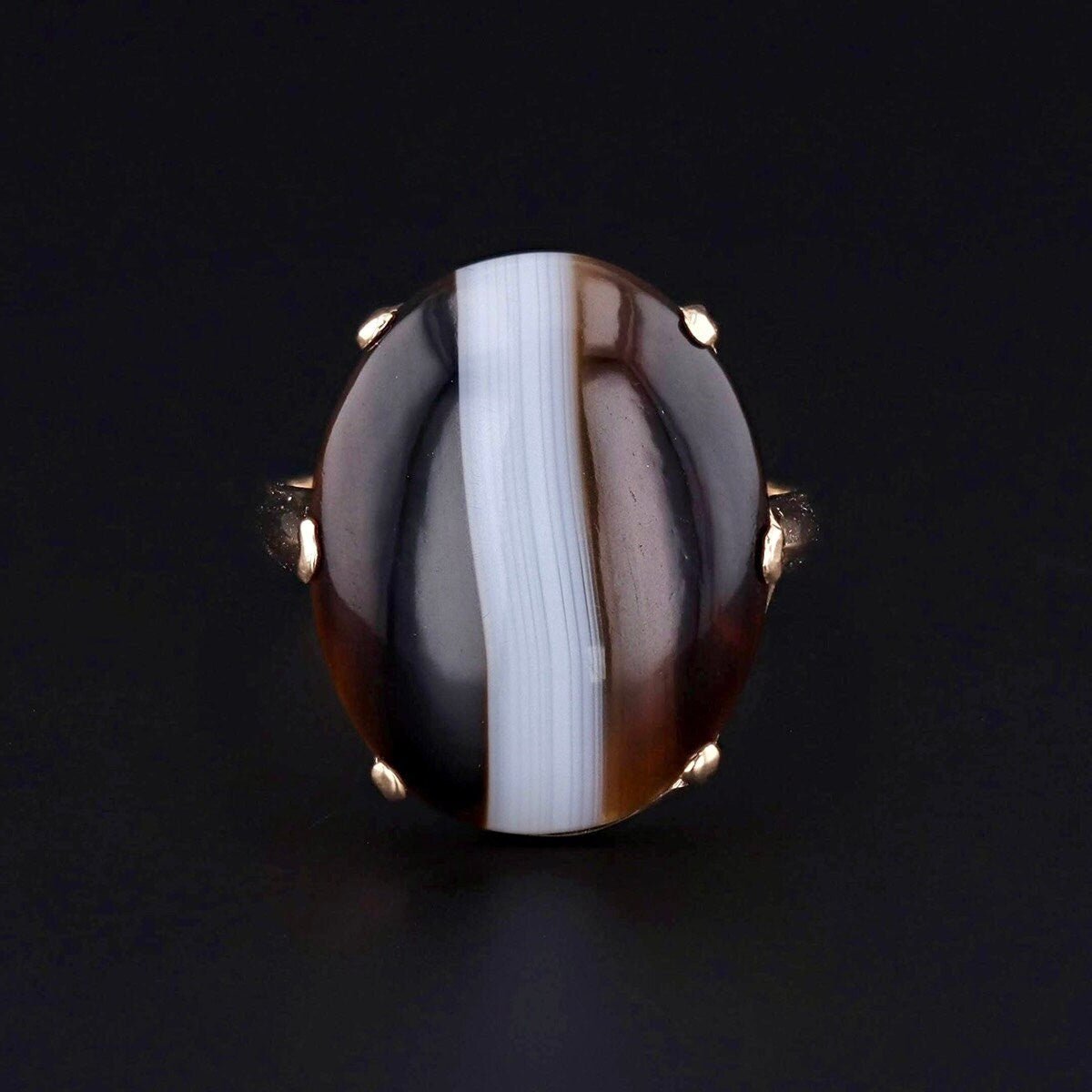 Vintage Banded Agate Ring of 14k Gold - Trademark Antiques